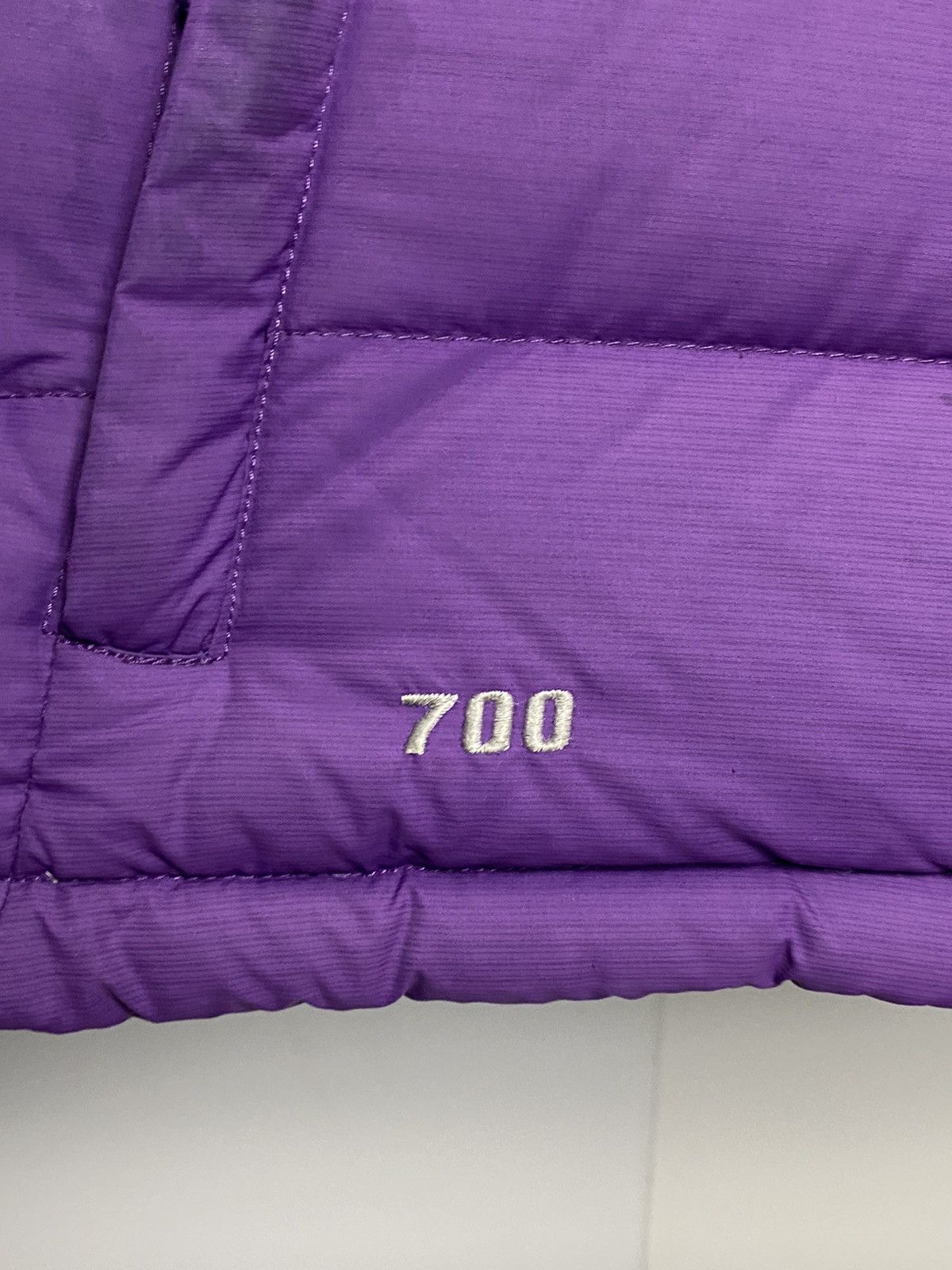 The North Face × Vintage The North Face vintage Purple puffer vest 700 nuptse Size XS / US 0-2 / IT 36-38 - 2 Thumbnail
