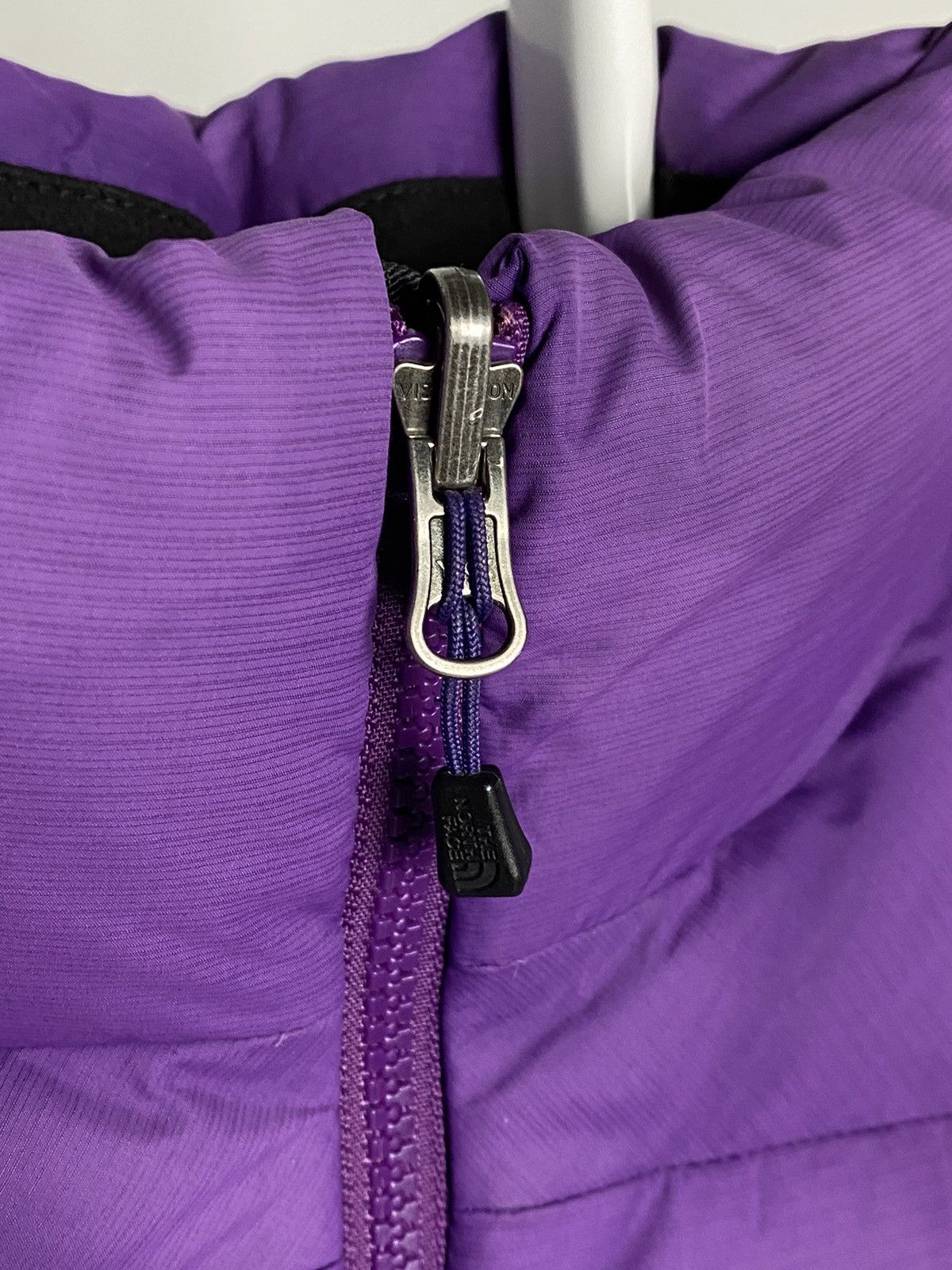 The North Face × Vintage The North Face vintage Purple puffer vest 700 nuptse Size XS / US 0-2 / IT 36-38 - 4 Thumbnail