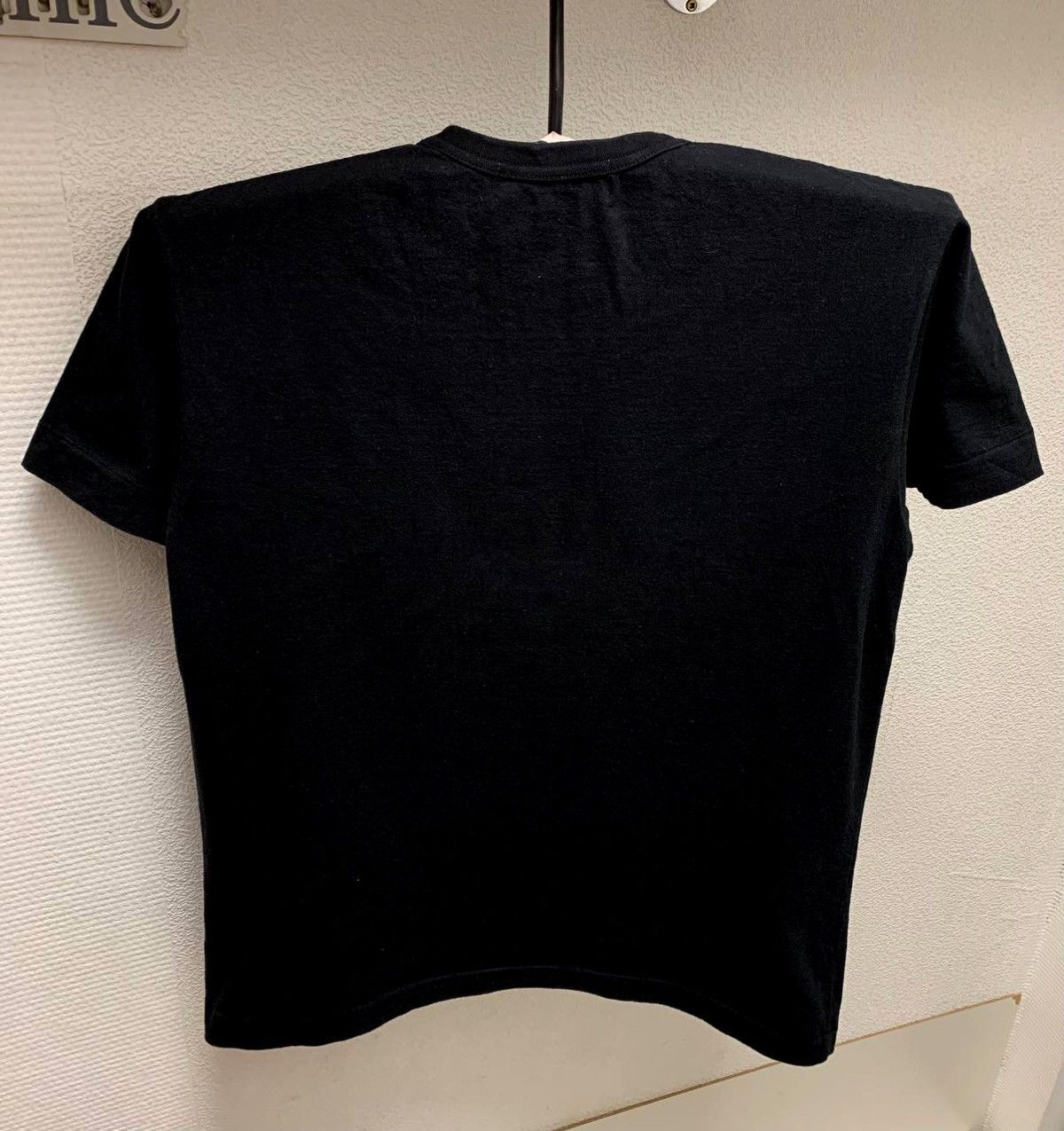 CDG by Comme des Garcons Comme des garçons black t-shirt L sz Play Size US L / EU 52-54 / 3 - 2 Thumbnail