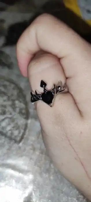 Jewelry Vintage Cool Three Skull Ring Size ONE SIZE - 3 Thumbnail