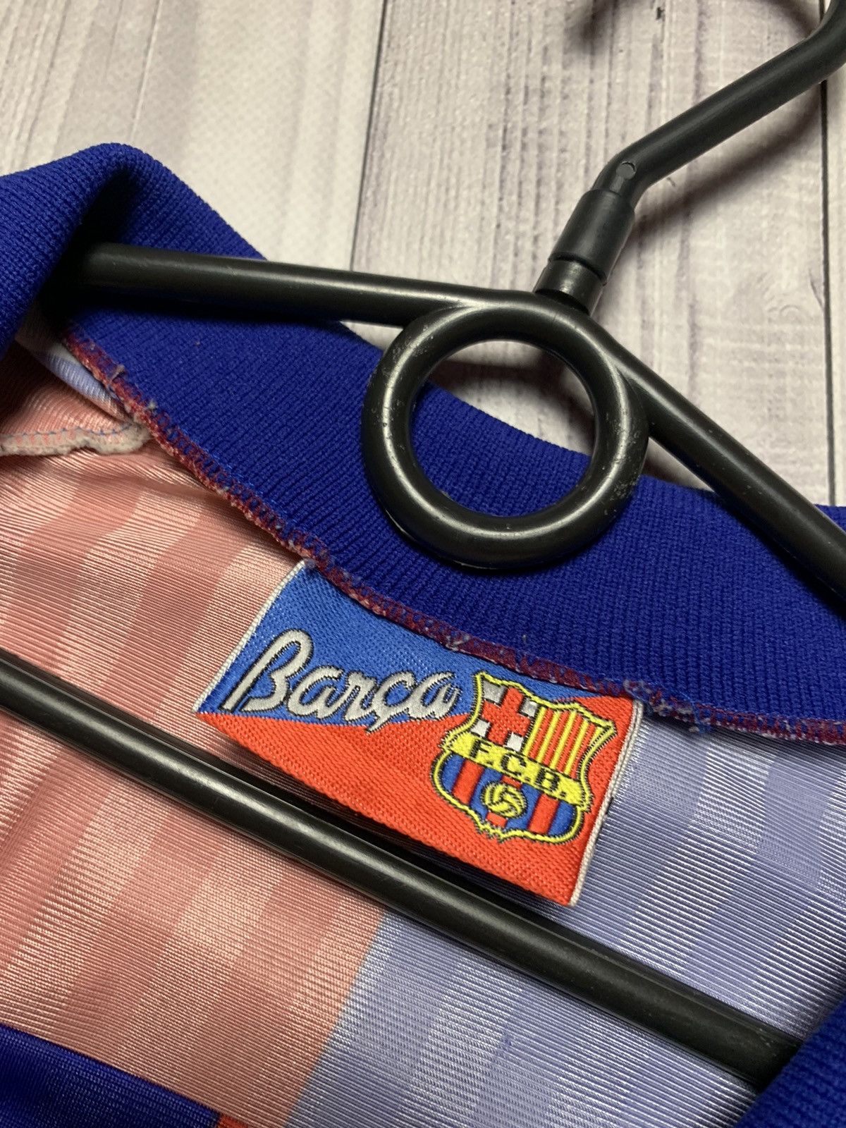 Vintage Vintage Barcelona soccer jersey size XL retro Size US XL / EU 56 / 4 - 4 Thumbnail