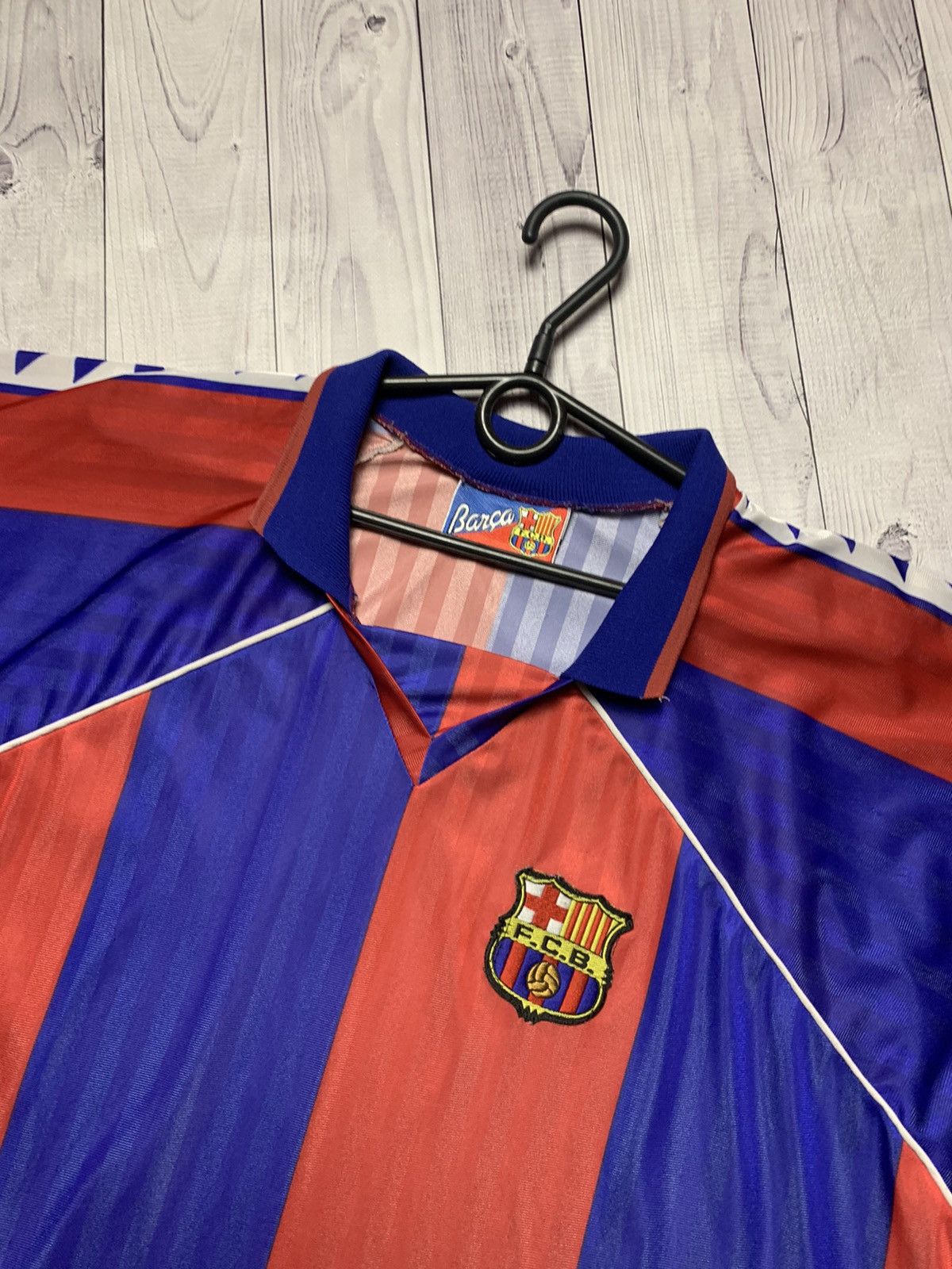 Vintage Vintage Barcelona soccer jersey size XL retro Size US XL / EU 56 / 4 - 2 Thumbnail