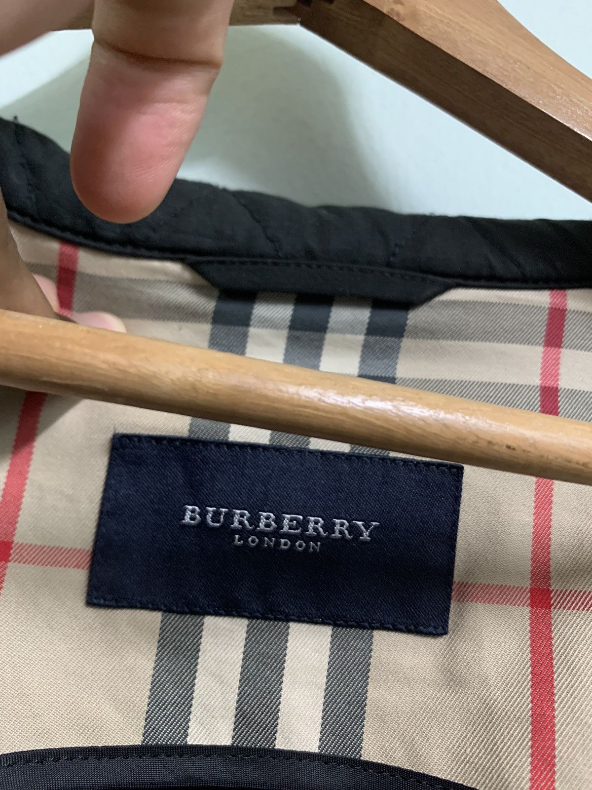 Burberry BURBERRY LONDON RELAXED FIT DIAMOND QUILTED JACKET Size US XL / EU 56 / 4 - 13 Thumbnail