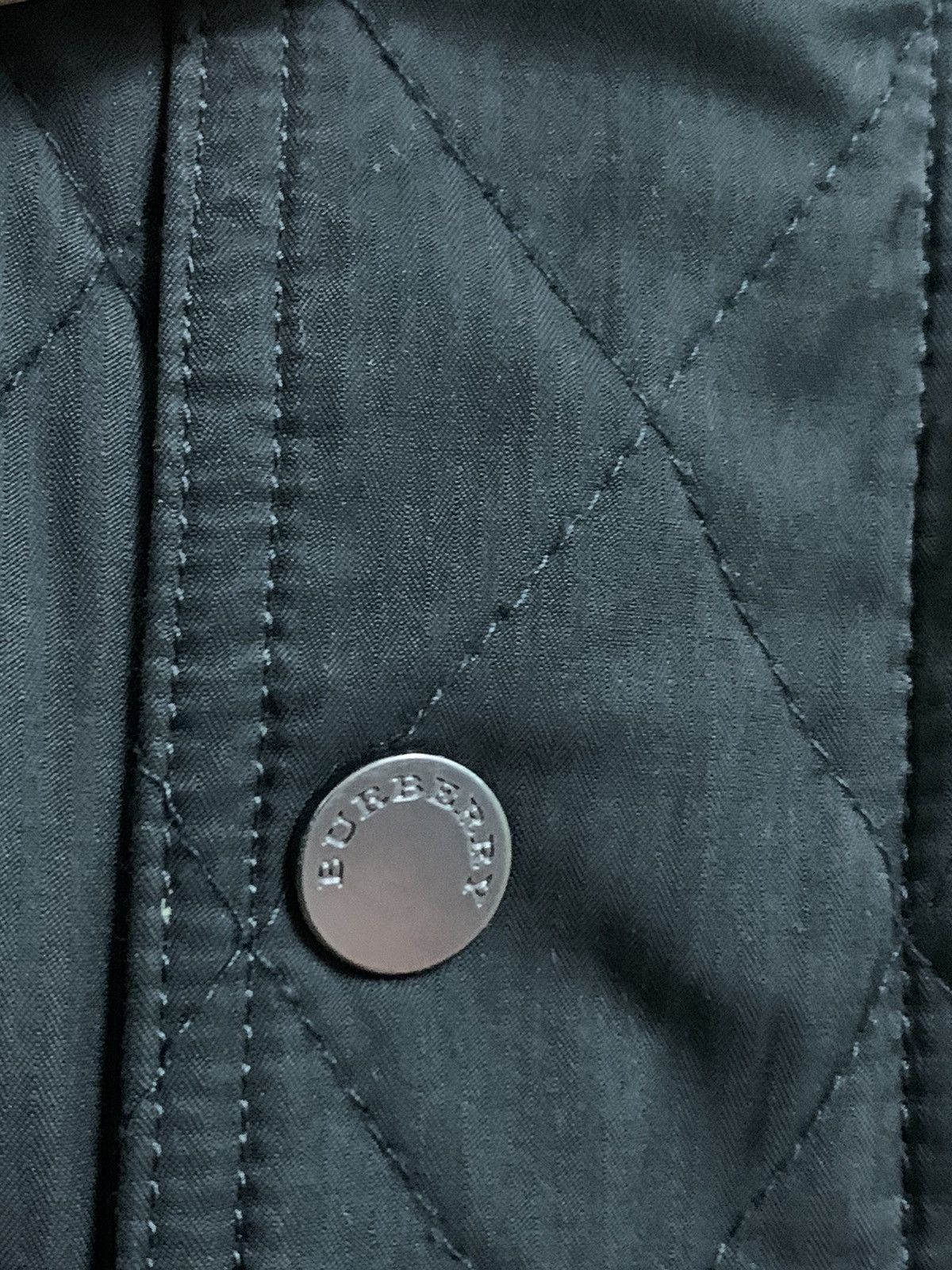Burberry BURBERRY LONDON RELAXED FIT DIAMOND QUILTED JACKET Size US XL / EU 56 / 4 - 12 Thumbnail