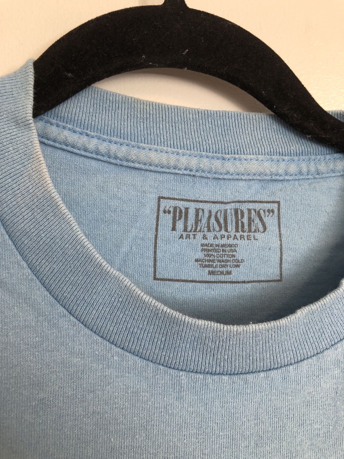 Pleasures Pleasures Shoegaze light blue Tee Size US M / EU 48-50 / 2 - 4 Thumbnail