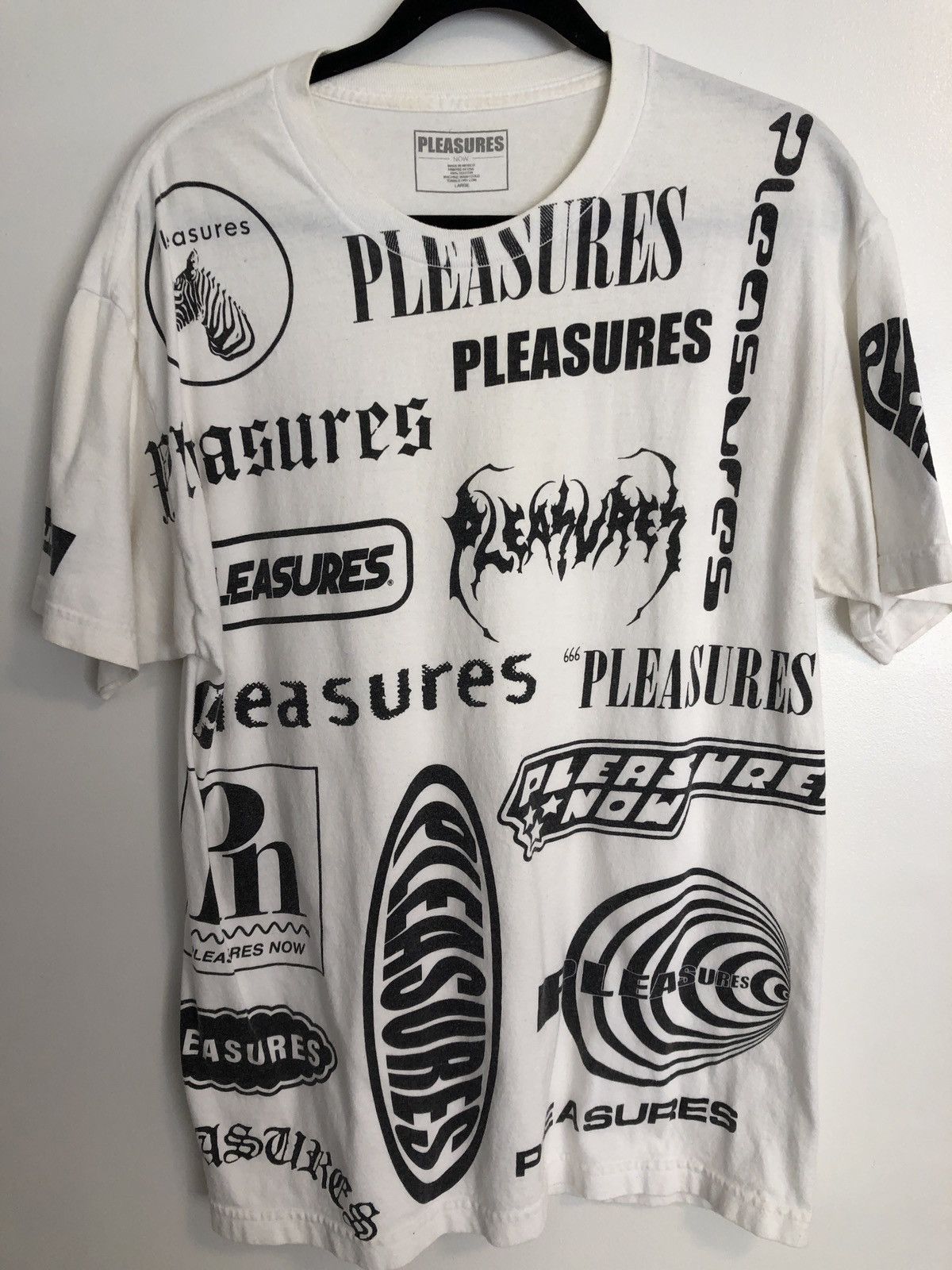 Pleasures Pleasures Logo shirt Size US L / EU 52-54 / 3 - 1 Thumbnail