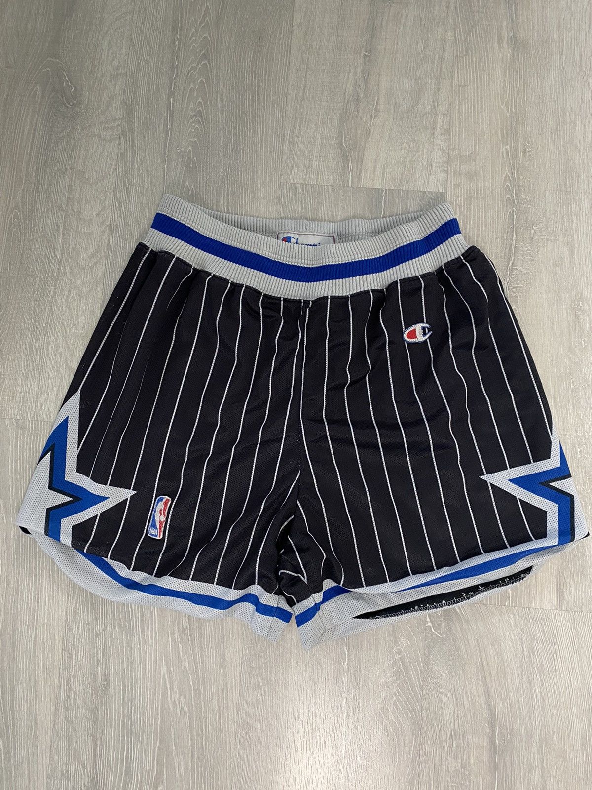 Champion Orlando Magic Champion vintage shorts NBA Size US 32 / EU 48 - 1 Thumbnail