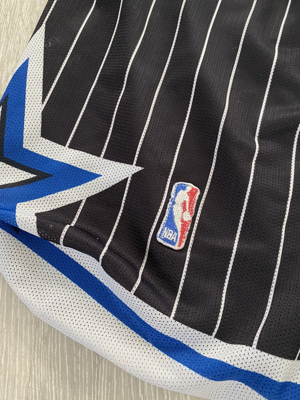 Champion Orlando Magic Champion vintage shorts NBA Size US 32 / EU 48 - 3 Thumbnail