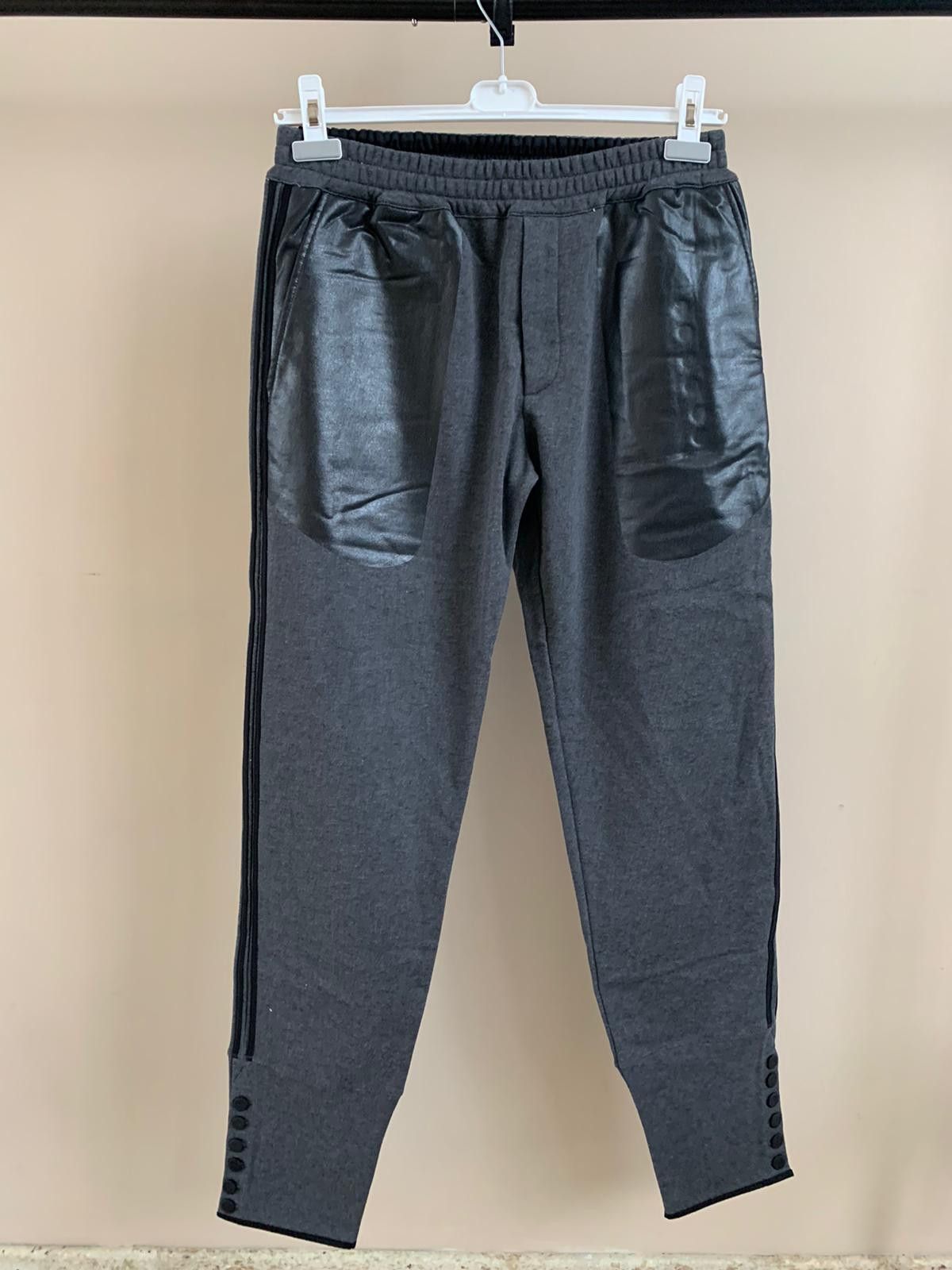 Alexander McQueen Jogger Trousers in Grey Size US 36 / EU 52 - 1 Thumbnail