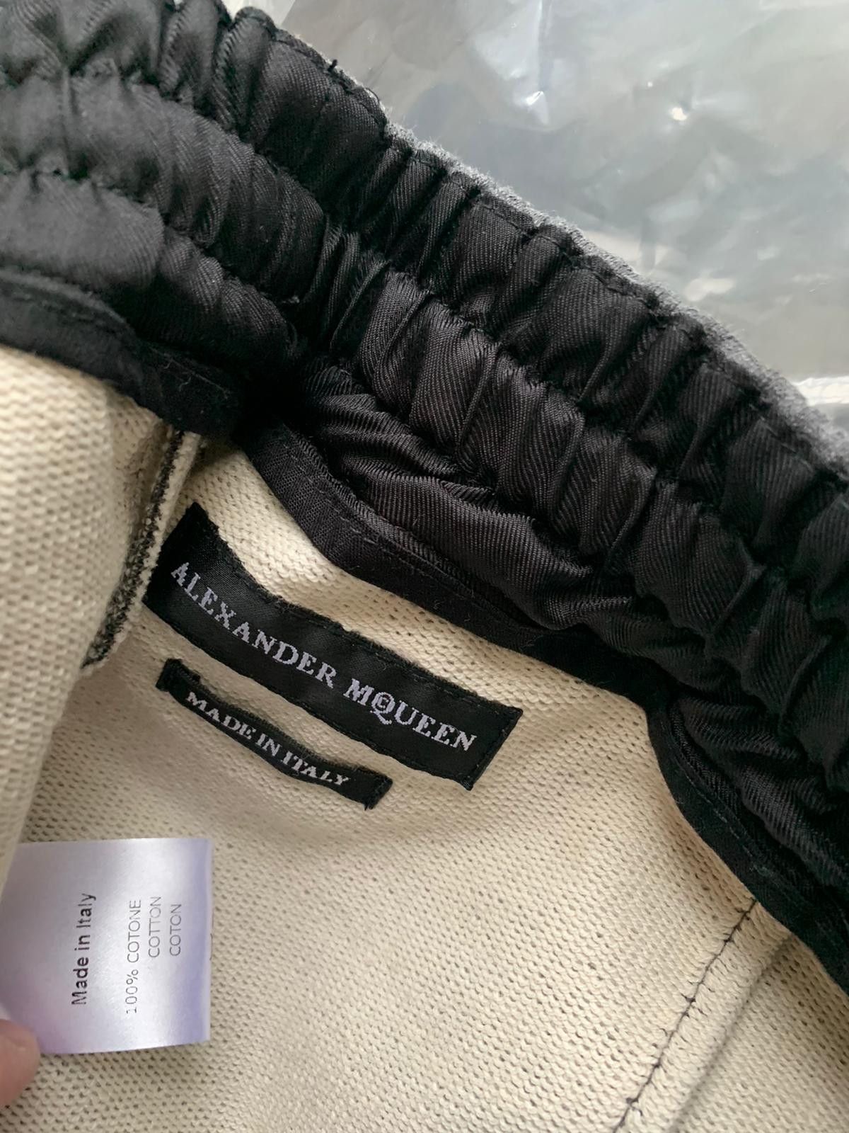 Alexander McQueen Jogger Trousers in Grey Size US 36 / EU 52 - 14 Thumbnail