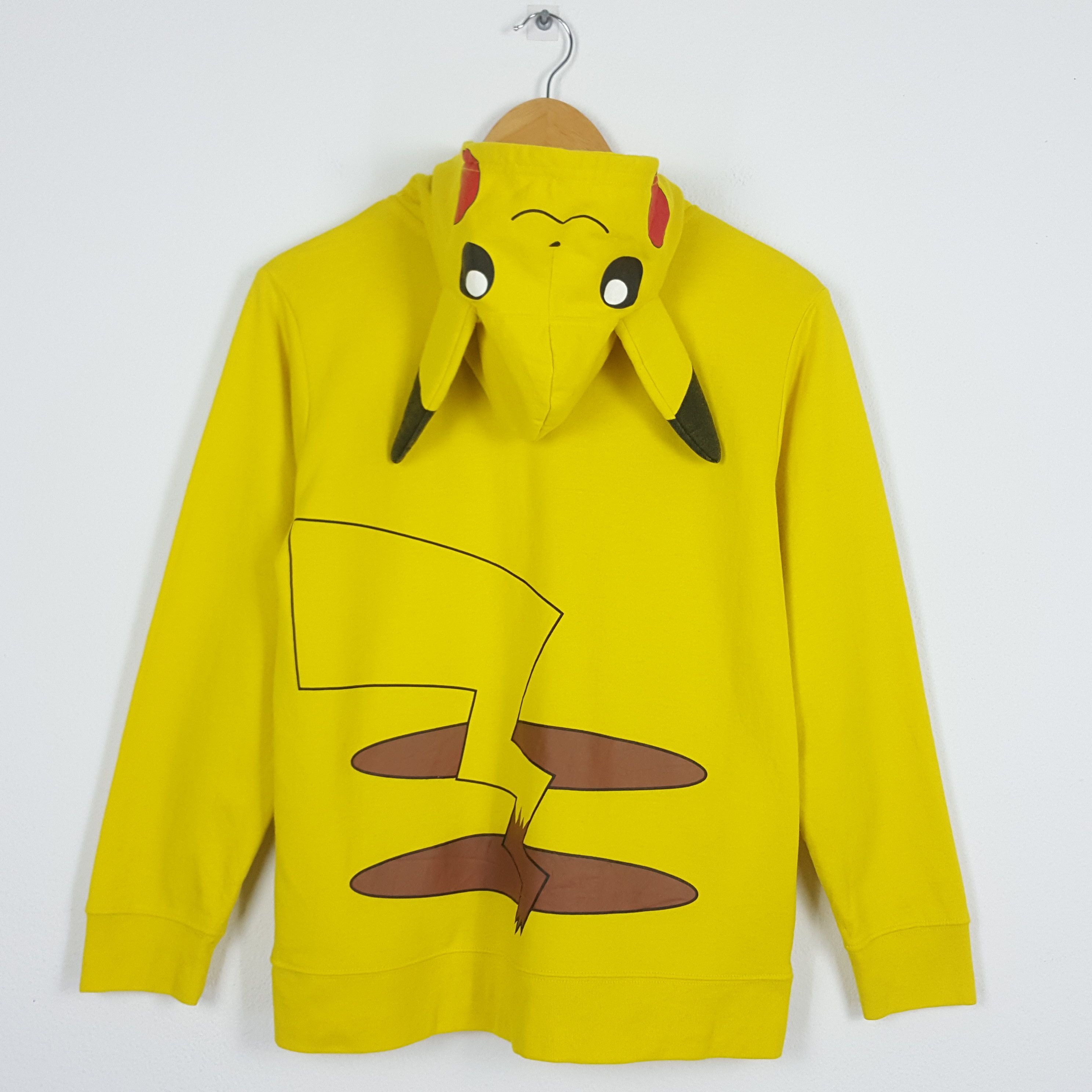 Cartoon Network × Pokemon × Vintage Vintage Pokémon Character Design Pikachu Hoodies Size US M / EU 48-50 / 2 - 5 Thumbnail