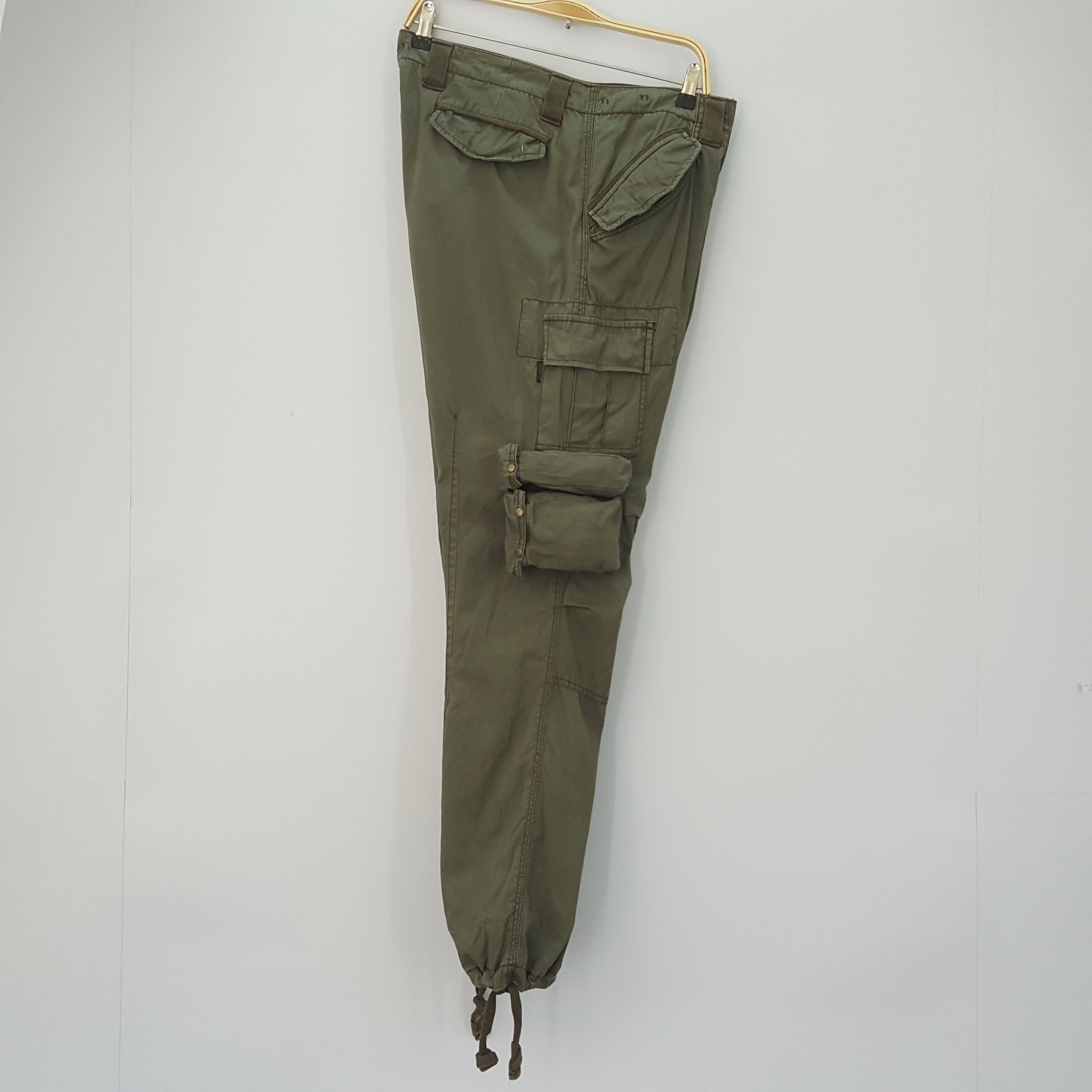 Japanese Brand × Vintage Vintage Surplus Japanese Brand Cargo Tactical Pocket Pants Size US 37 - 7 Thumbnail
