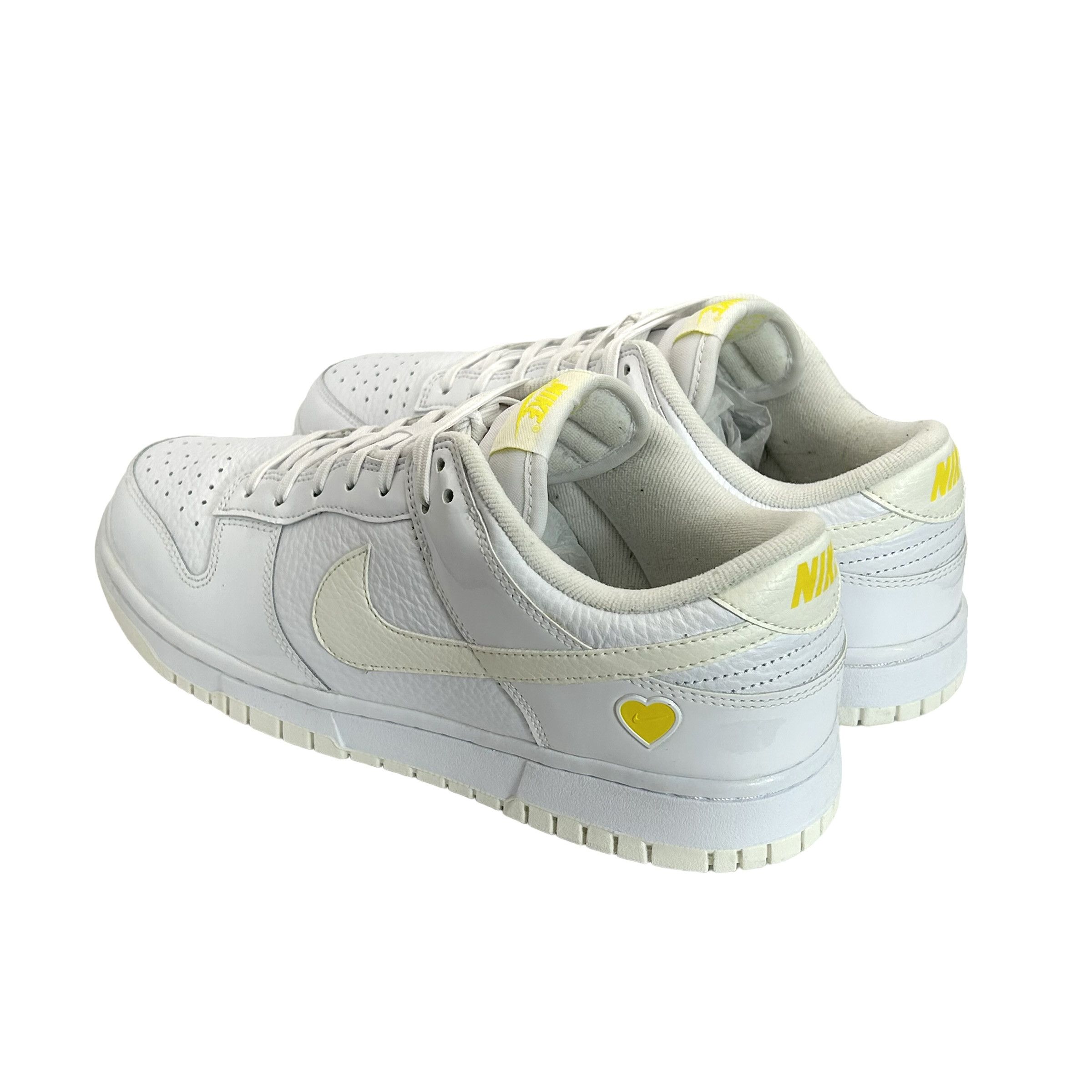 Nike Valentine’s Day 2023 Patent Dunk Low Size US 8.5 / EU 41-42 - 4 Thumbnail