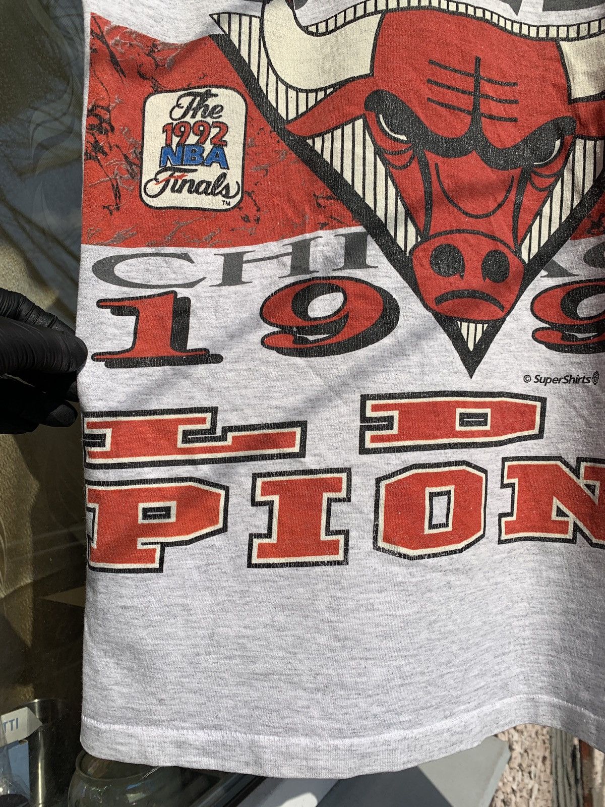 NBA 1992 Vintage Chicago Bulls World Champions NBA Changes Tee Size US XL / EU 56 / 4 - 13 Thumbnail