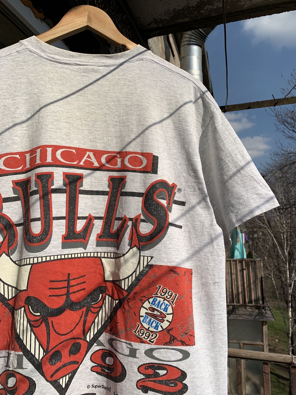 NBA 1992 Vintage Chicago Bulls World Champions NBA Changes Tee Size US XL / EU 56 / 4 - 11 Thumbnail