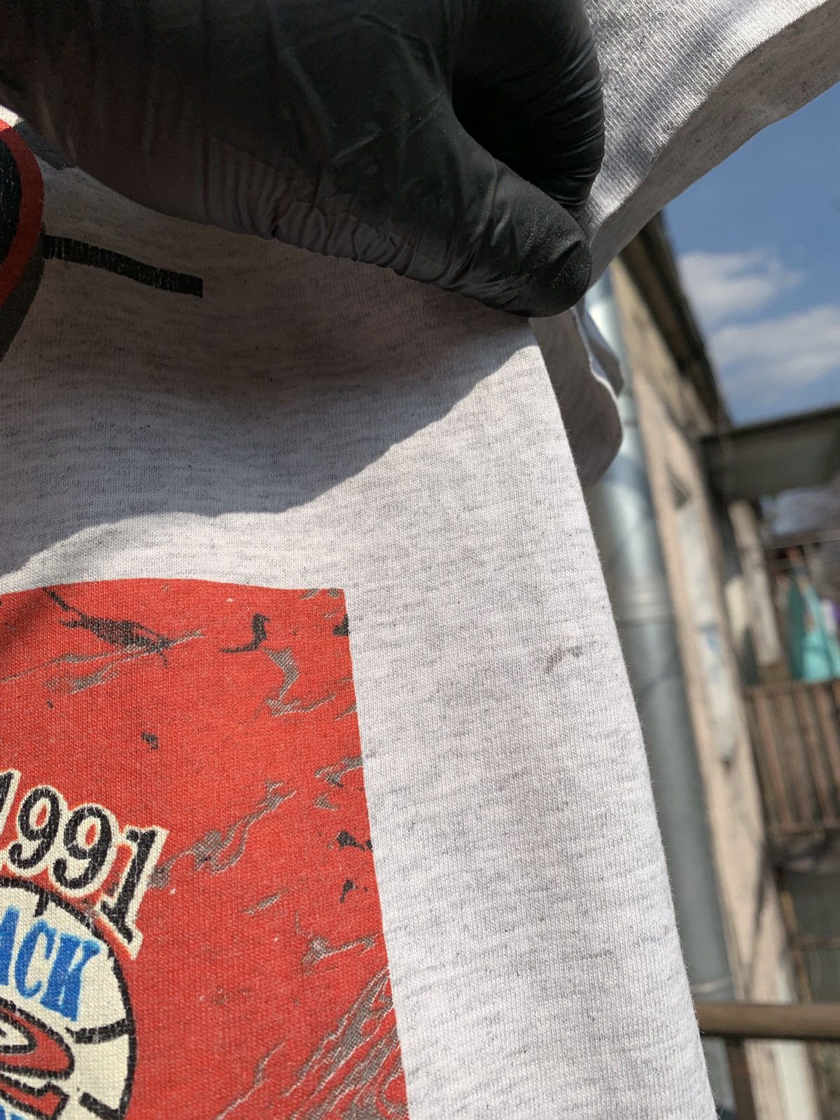 NBA 1992 Vintage Chicago Bulls World Champions NBA Changes Tee Size US XL / EU 56 / 4 - 21 Thumbnail