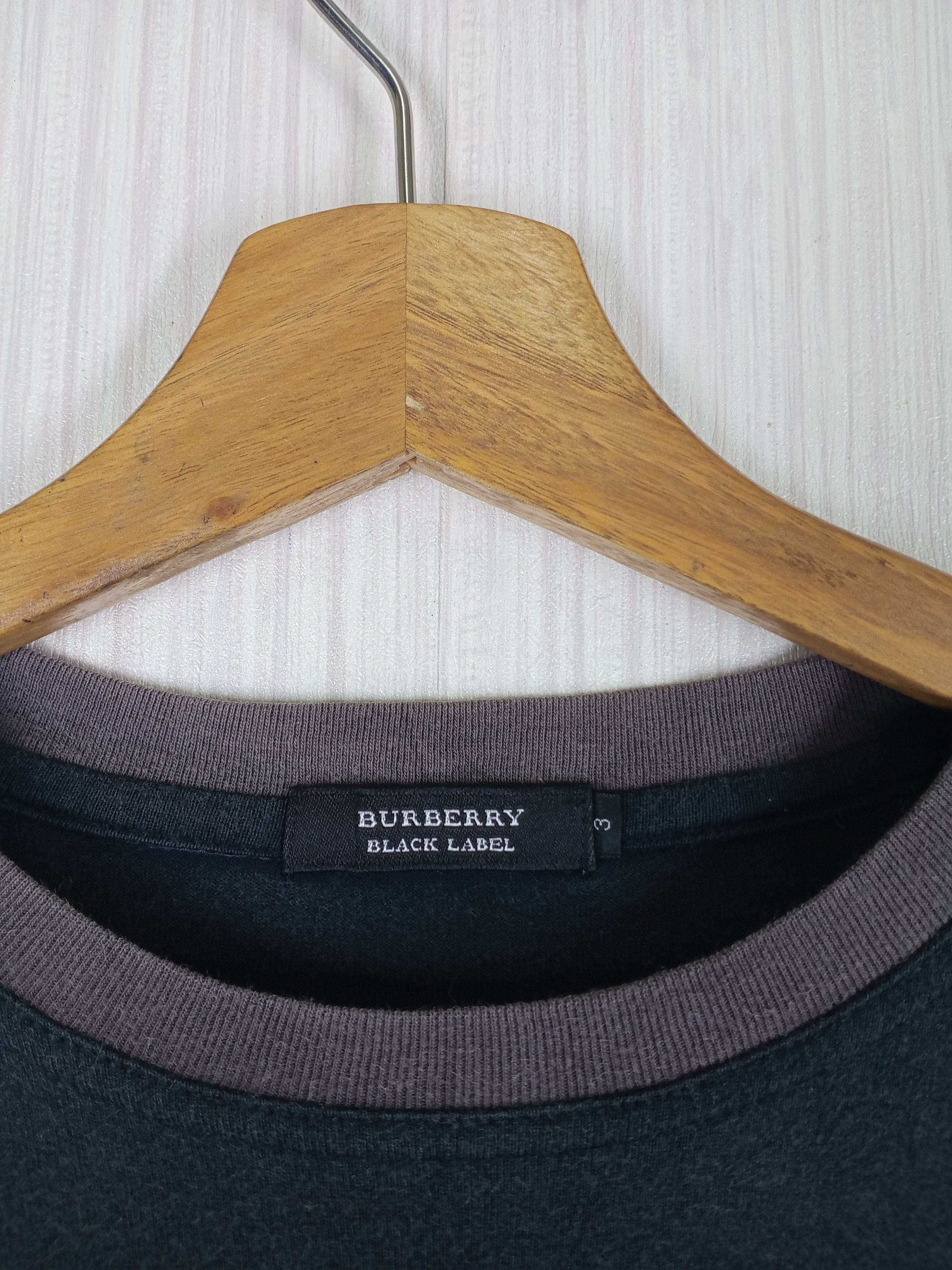 Burberry Burberry Black Label Big Logo Tshirt Size US M / EU 48-50 / 2 - 4 Thumbnail