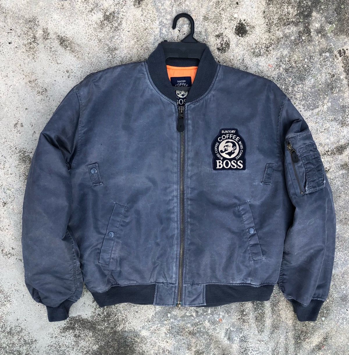 Vintage Vintage Suntory Boss Coffee Sun Faded Bomber Jacket Size US L / EU 52-54 / 3 - 11 Thumbnail