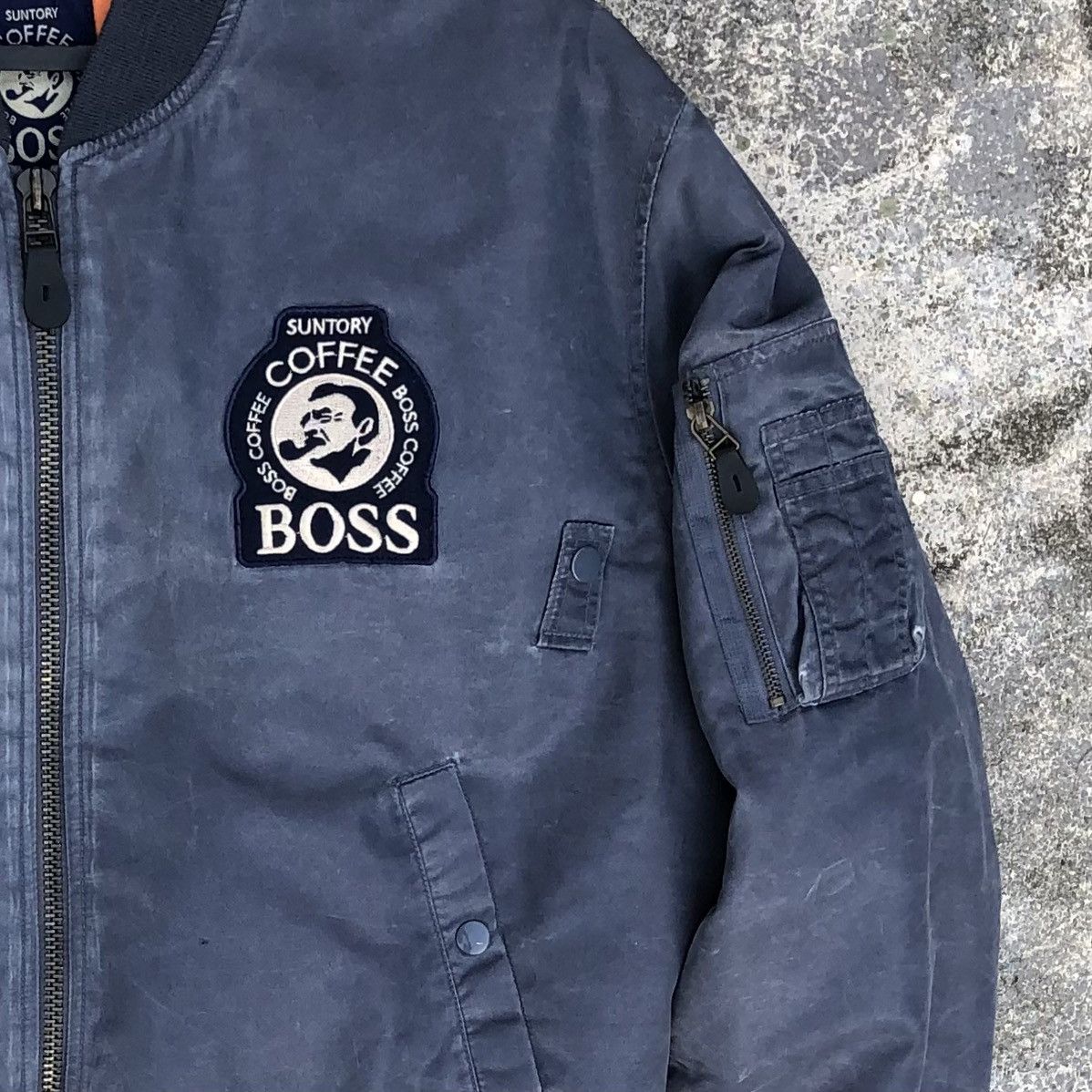 Vintage Vintage Suntory Boss Coffee Sun Faded Bomber Jacket Size US L / EU 52-54 / 3 - 2 Thumbnail