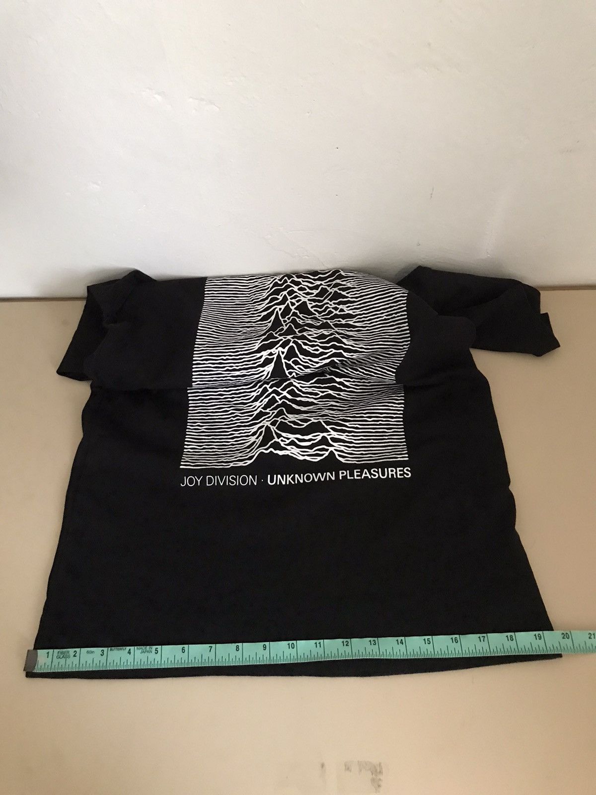 Band Tees Vintage Joy Division Unknown Pleasures T-shirts Size US M / EU 48-50 / 2 - 7 Thumbnail
