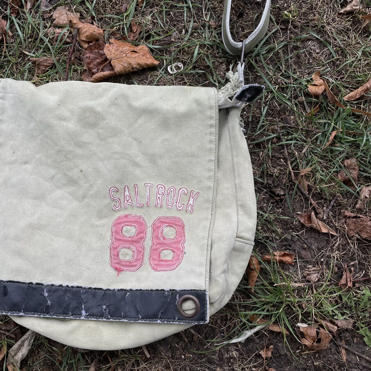 Vintage Vintage Y2K Canvas Crossbody Bag Graphic Patch Cream Slim OS Size ONE SIZE - 2 Thumbnail