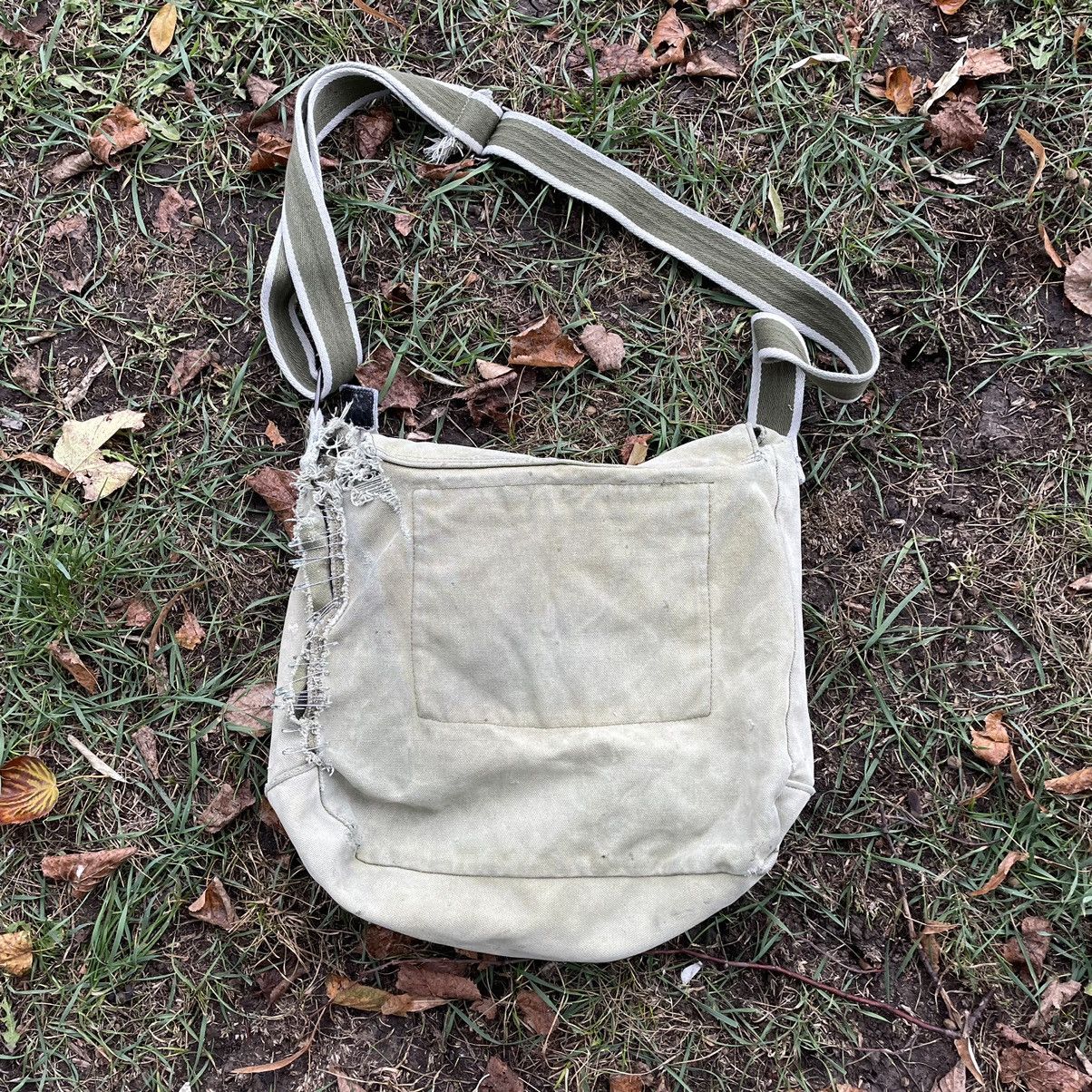 Vintage Vintage Y2K Canvas Crossbody Bag Graphic Patch Cream Slim OS Size ONE SIZE - 8 Thumbnail