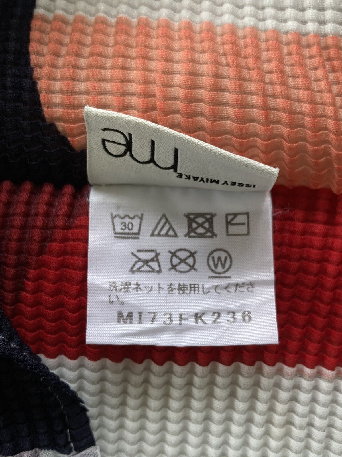 Designer × Japanese Brand × Pleats Please Issey Miyake Lady Issey Miyake Me Pleat Spring Fabric Tee Size M / US 6-8 / IT 42-44 - 9 Thumbnail