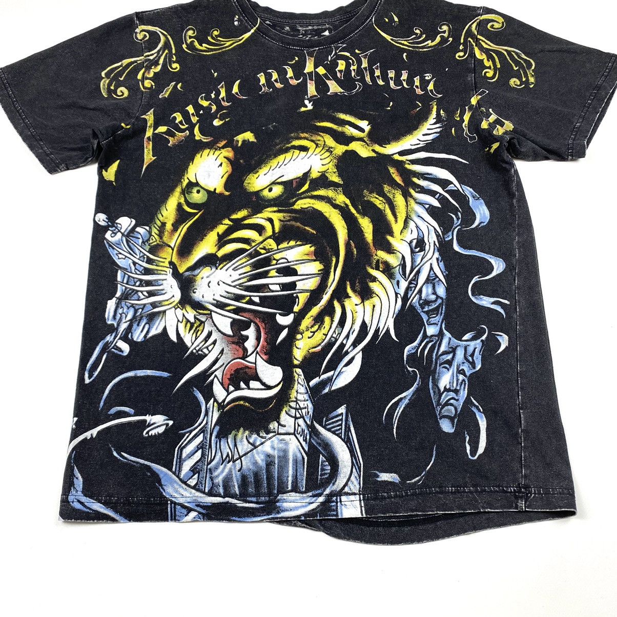 Band Tees Y2K Vintage Japan Ed Hardy Style Art Graphic T Shirt Size US M / EU 48-50 / 2 - 3 Thumbnail