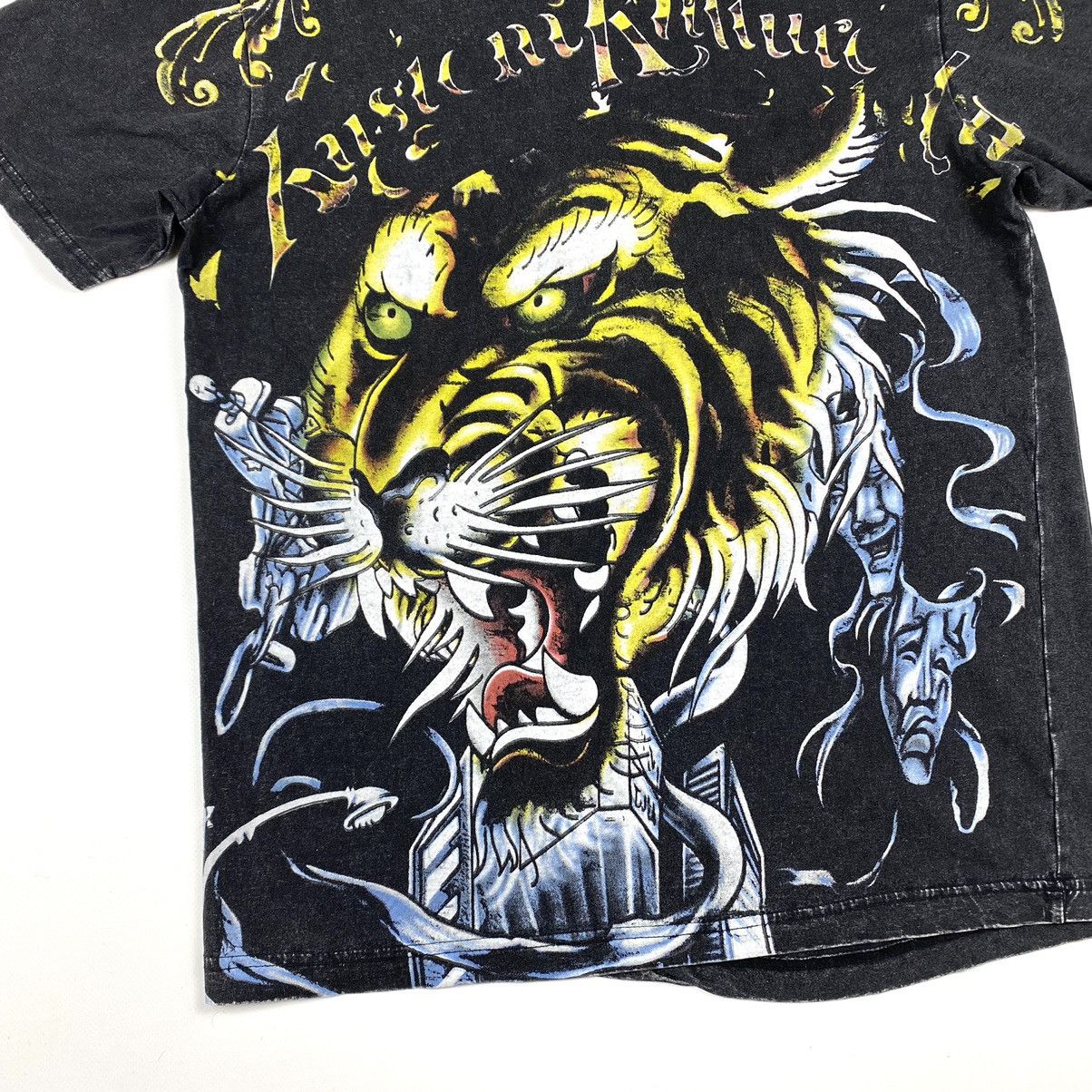 Band Tees Y2K Vintage Japan Ed Hardy Style Art Graphic T Shirt Size US M / EU 48-50 / 2 - 4 Thumbnail