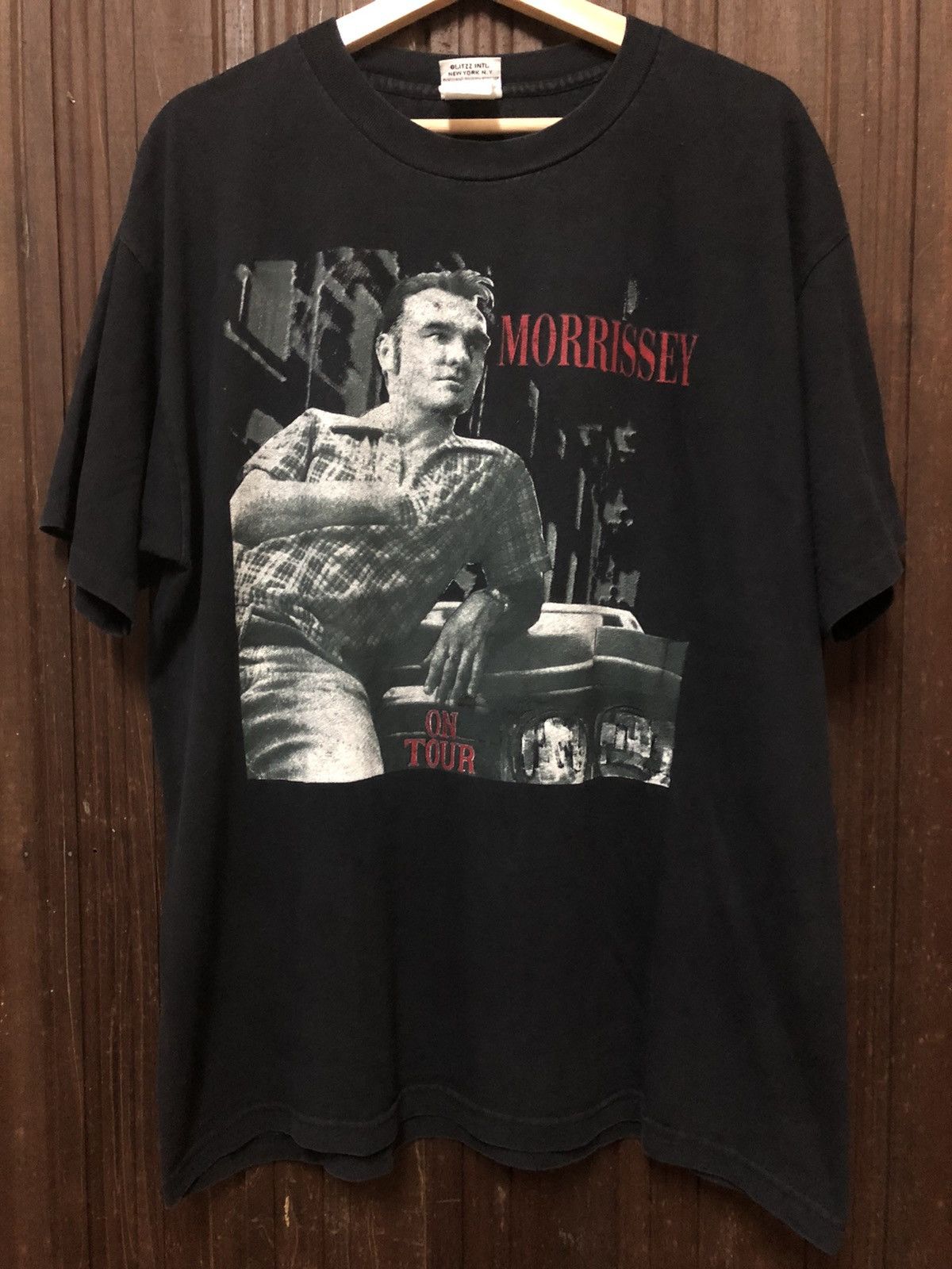 Band Tees × Morrissey × Vintage Vintage Morrisey The Smiths On Tour Big Print Rare T Shirt Size US XL / EU 56 / 4 - 1 Thumbnail