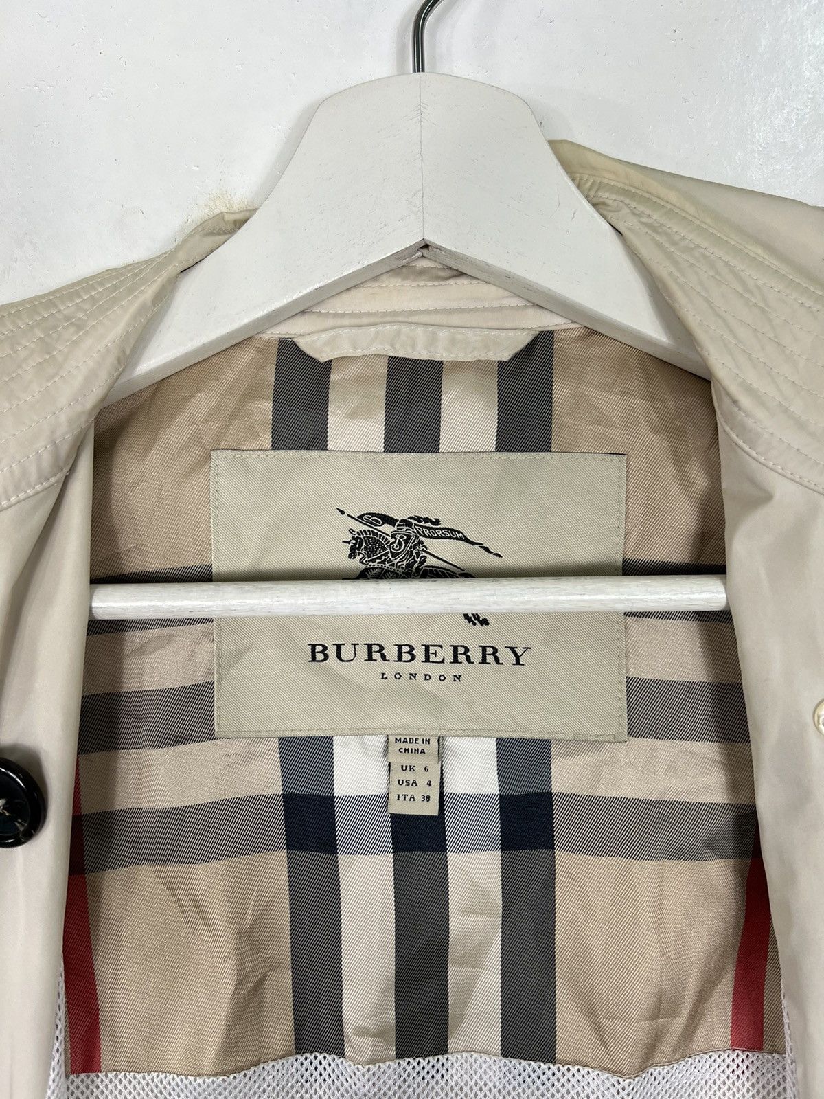 Burberry BURBERRY DOUBLE BREAST NYLON TRENCH COAT Size US S / EU 44-46 / 1 - 9 Thumbnail