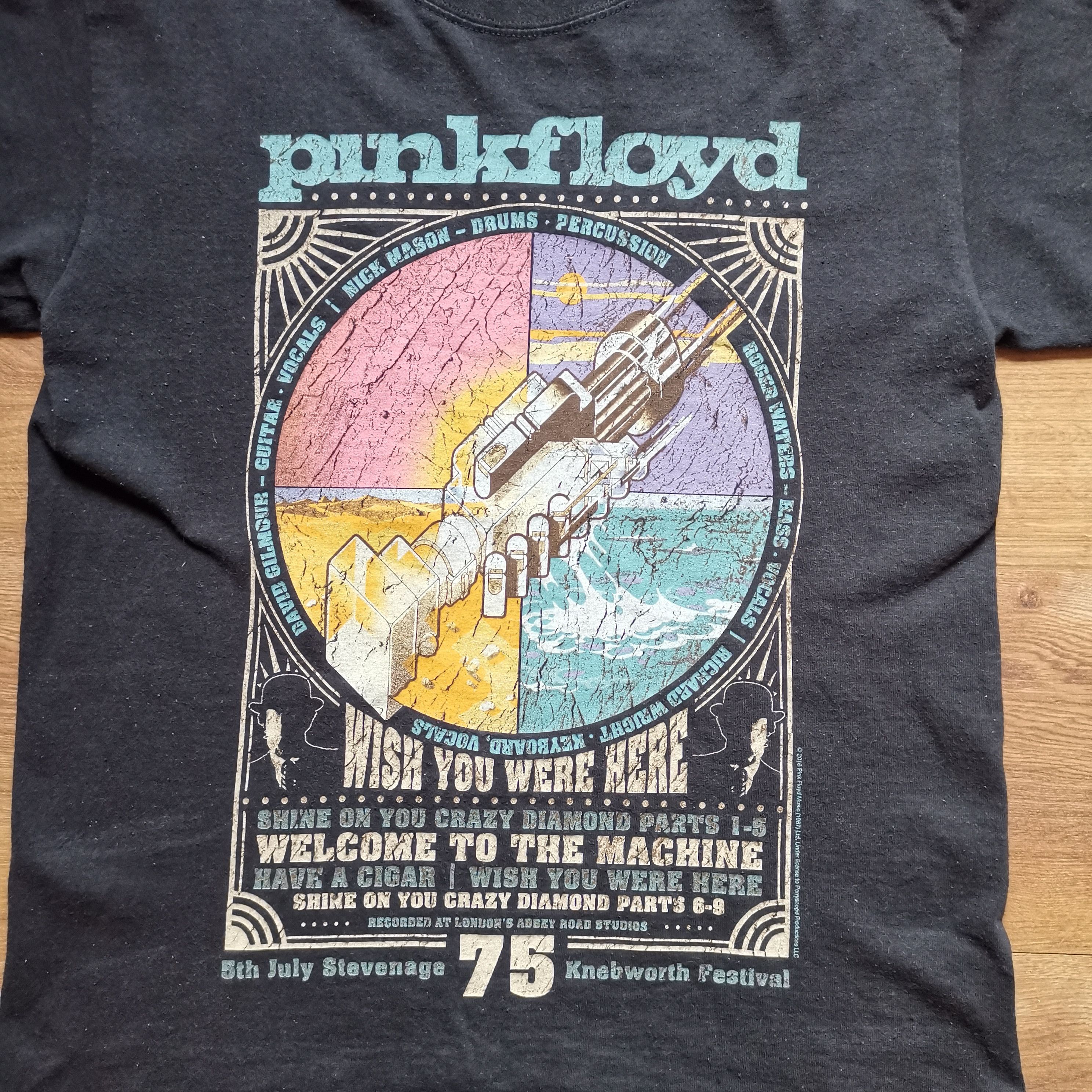 Band Tees Fruit of the Loom Pink floyd 2016 band tees Size US M / EU 48-50 / 2 - 2 Thumbnail