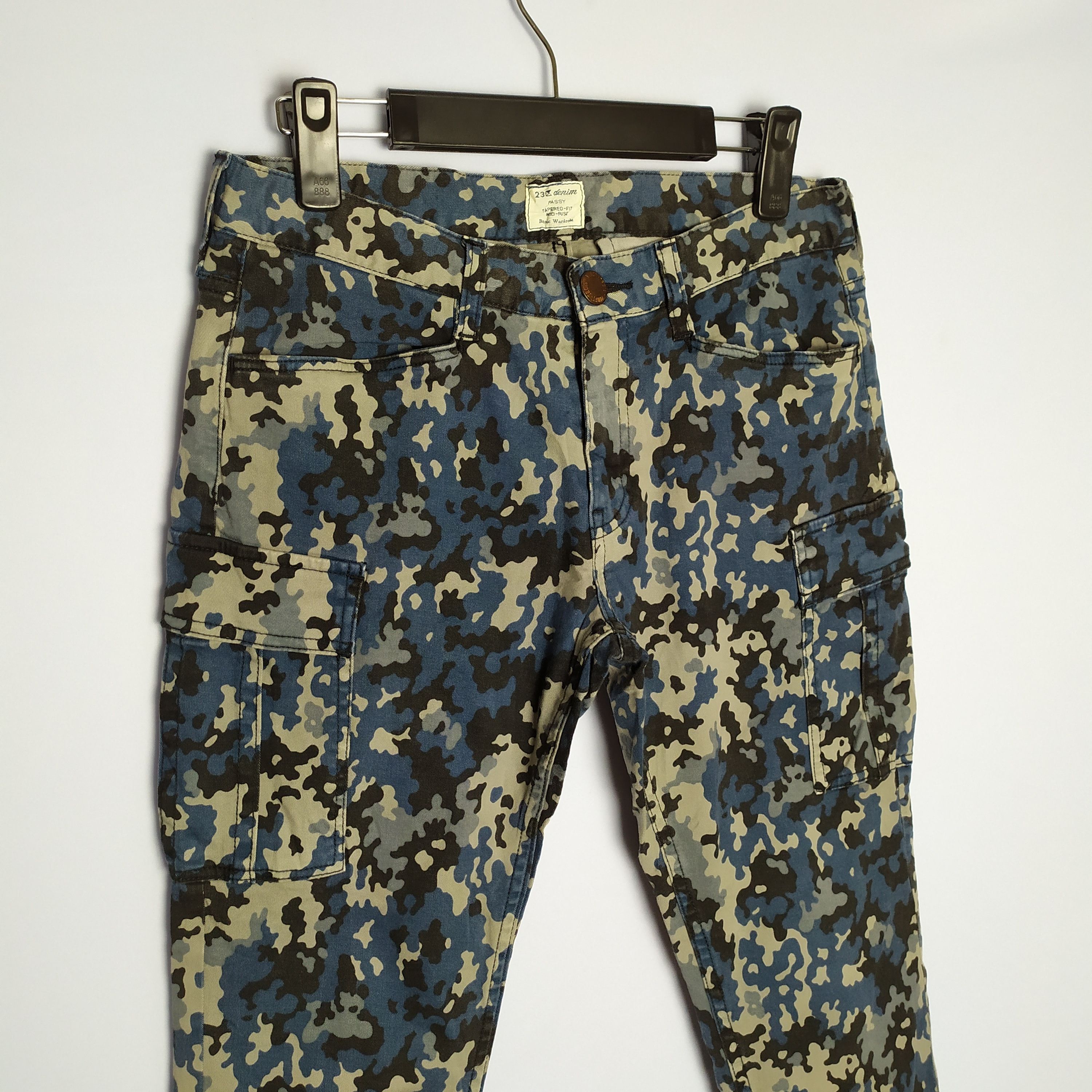 Japanese Brand Vintage Camo Cargo Pants Size US 28 / EU 44 - 2 Thumbnail