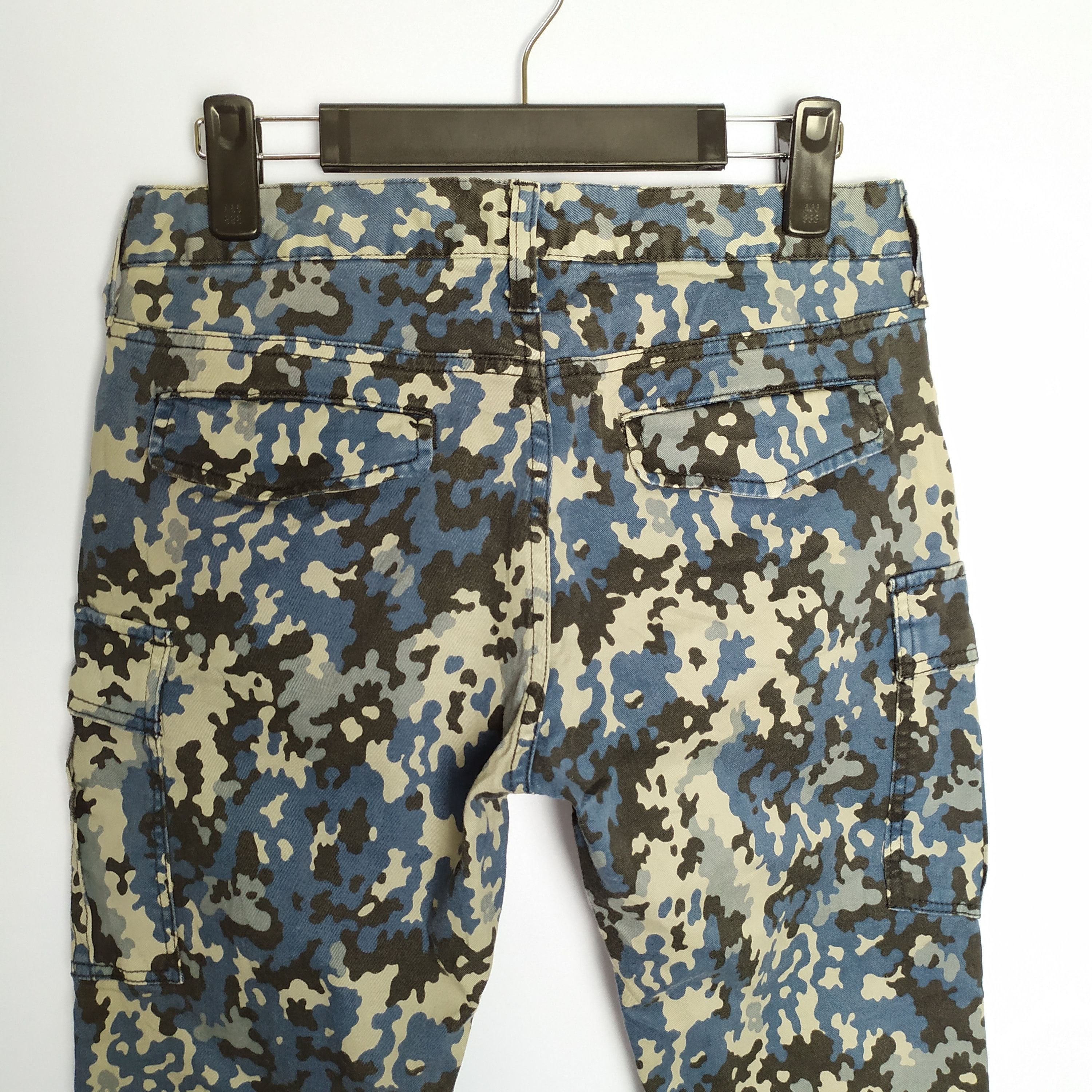 Japanese Brand Vintage Camo Cargo Pants Size US 28 / EU 44 - 11 Thumbnail