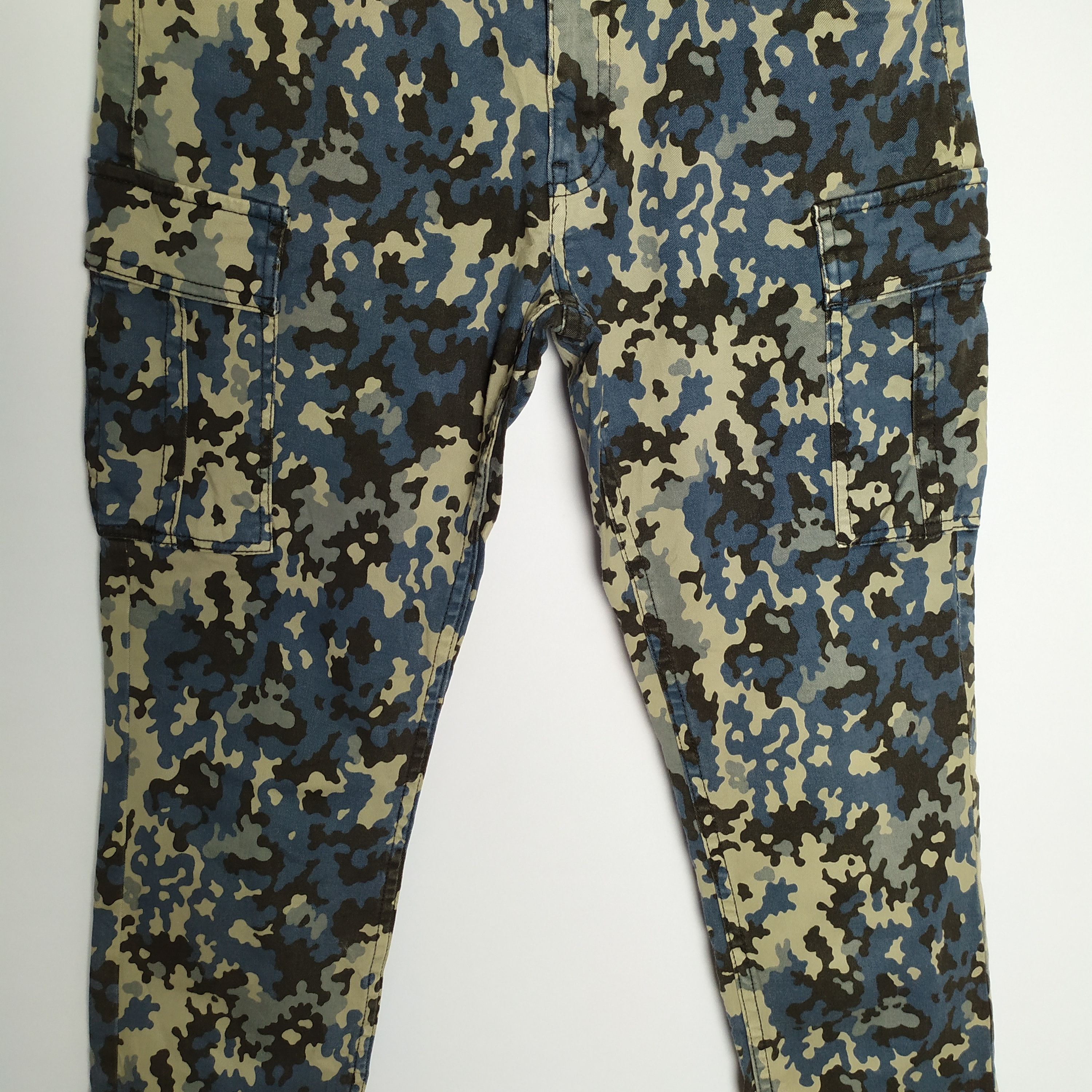 Japanese Brand Vintage Camo Cargo Pants Size US 28 / EU 44 - 3 Thumbnail