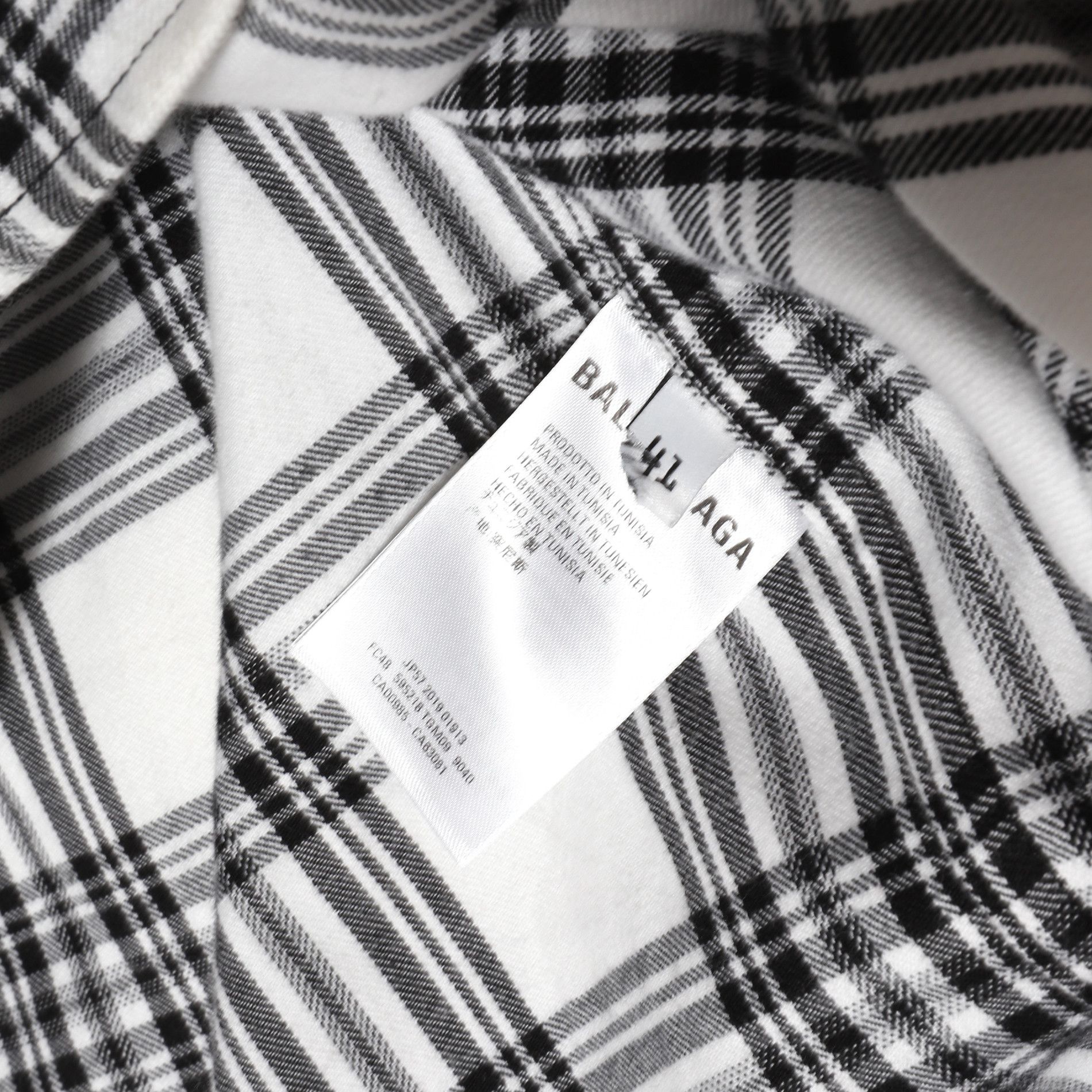Balenciaga AW18 Oversized Slashed Sleeve Plaid Flannel Shirt Size US XL / EU 56 / 4 - 7 Thumbnail