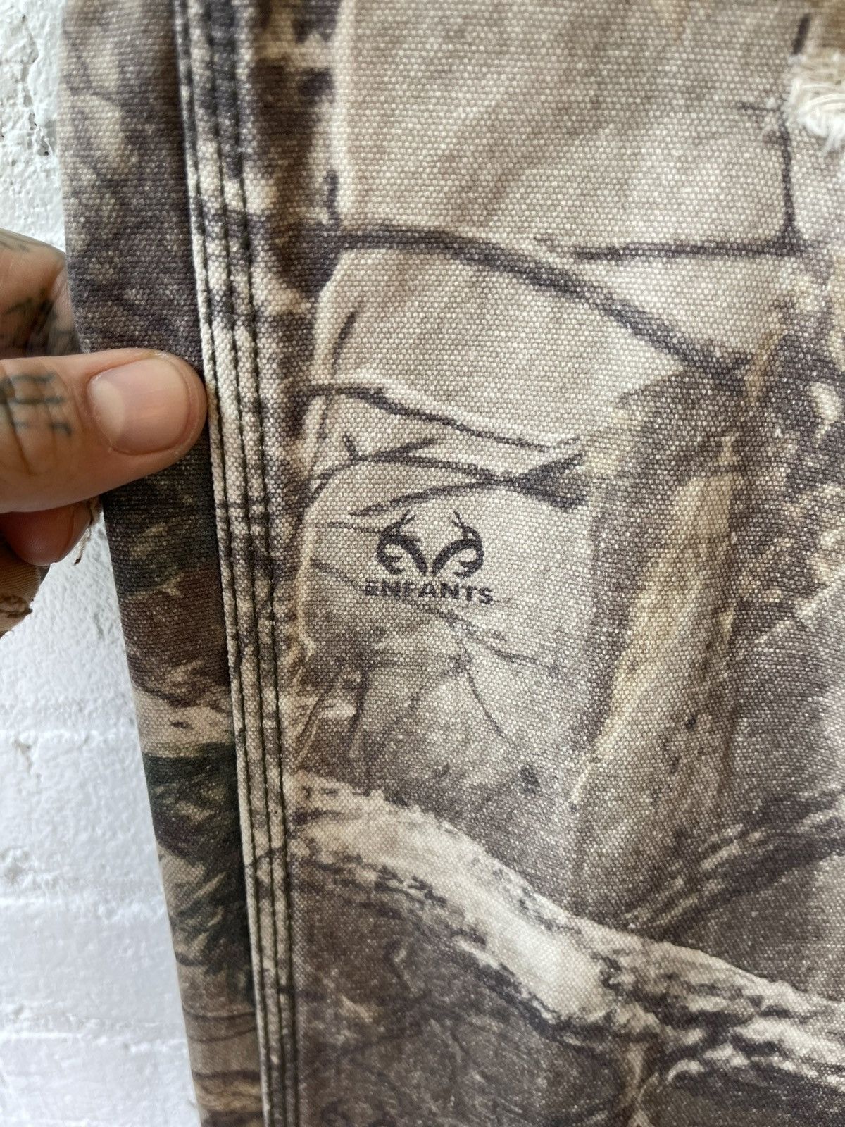 Enfants Riches Deprimes ERD THRASHED TREE CAMO Cargo JEANS PANTS sz36 BAGGY 4Gseller Size US 36 / EU 52 - 6 Thumbnail