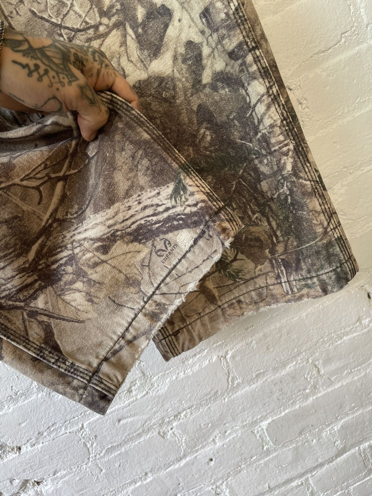 Enfants Riches Deprimes ERD THRASHED TREE CAMO Cargo JEANS PANTS sz36 BAGGY 4Gseller Size US 36 / EU 52 - 9 Thumbnail