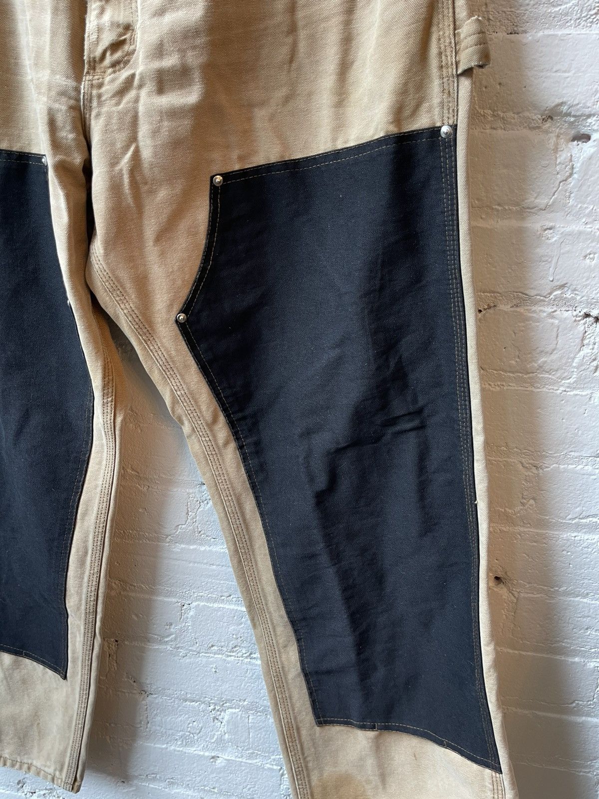 Carhartt × Vintage Vintage Carhartt Thrashed Black DOUBLE KNEE Jeans 4Gseller Size US 33 - 1 Thumbnail
