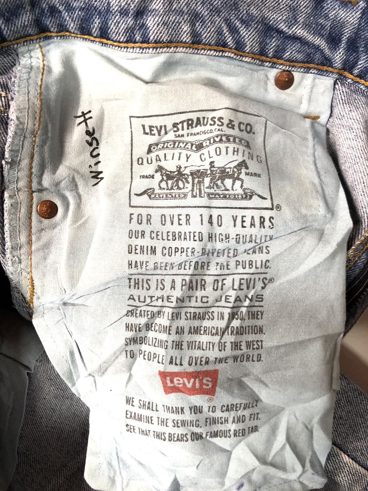 Levi's × Vintage VINTAGE 90s LEVIS 505 REGULAR FIT STRAIGHT LEG BLUE WASH Size US 36 / EU 52 - 13 Thumbnail