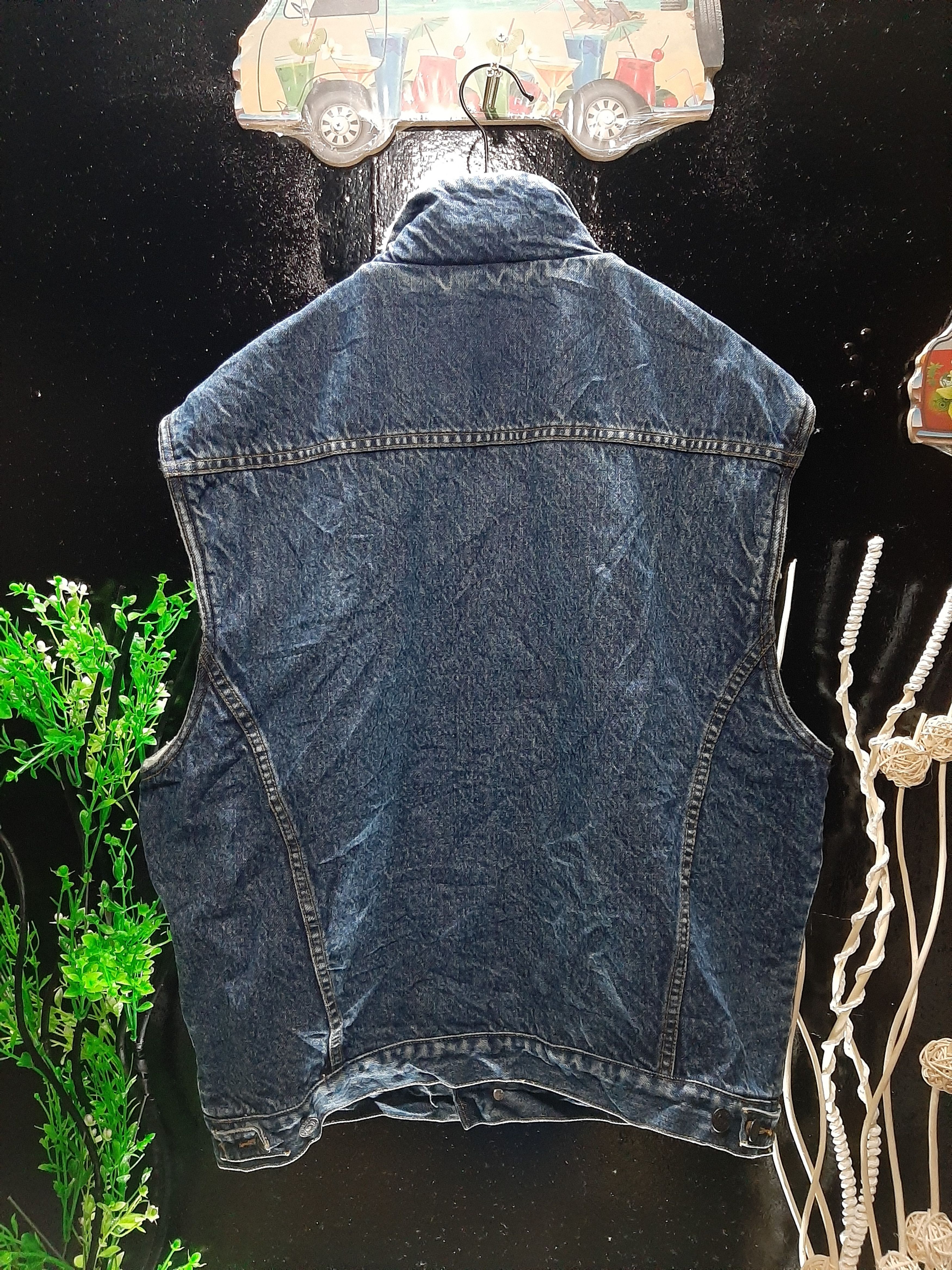 Levi's × Vintage VINTAGE 90s TRUCKER JACKET LEVI'S SLEEVE LESS SHERPA COLLAR Size US L / EU 52-54 / 3 - 6 Thumbnail
