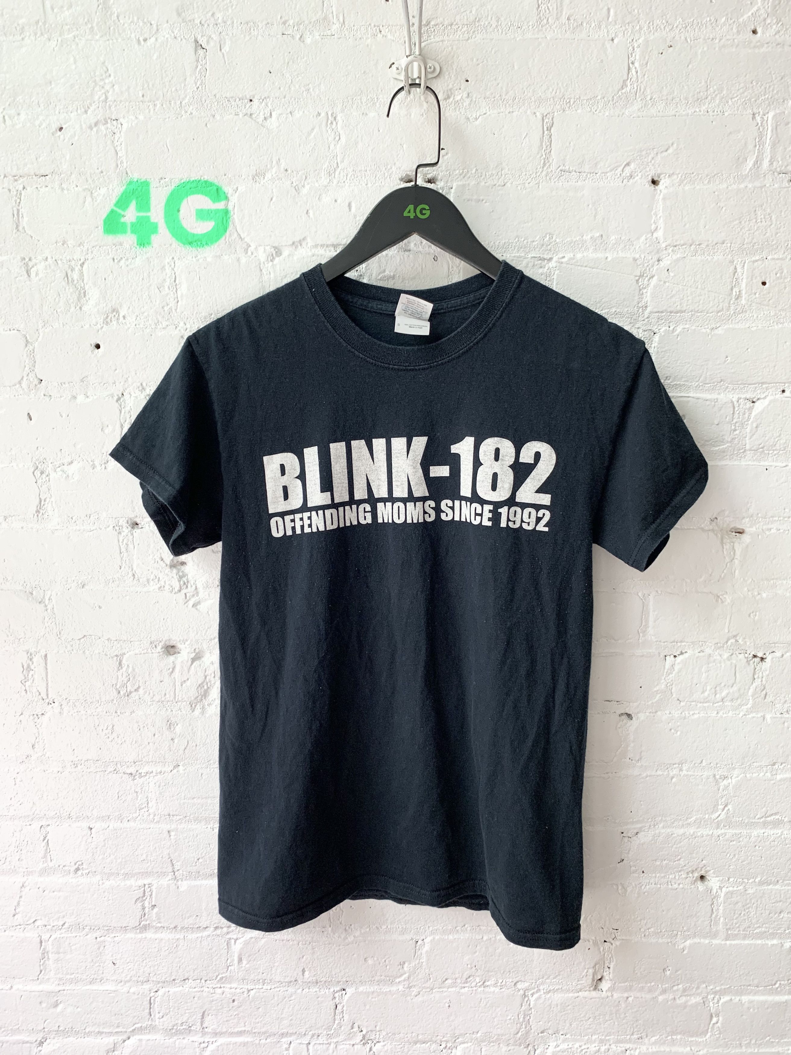 Vintage Vintage Blink 182 Offending Moms Profanity Tee Sz S Size US S / EU 44-46 / 1 - 2 Thumbnail
