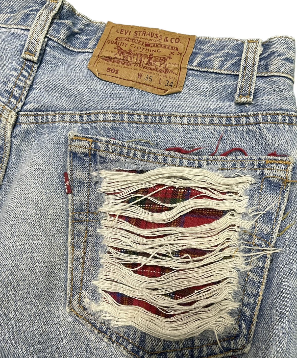 Levi's VINTAGE LEVI'S 501 xx 90s JEANS USA Size US 35 - 3 Thumbnail