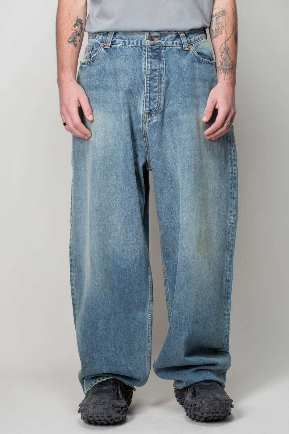 パンツ BALENCIAGA LARGE BAGGY JEANS WINTER 22 BALENCIAGA LARGE BAGGY JEANS WINTER 22