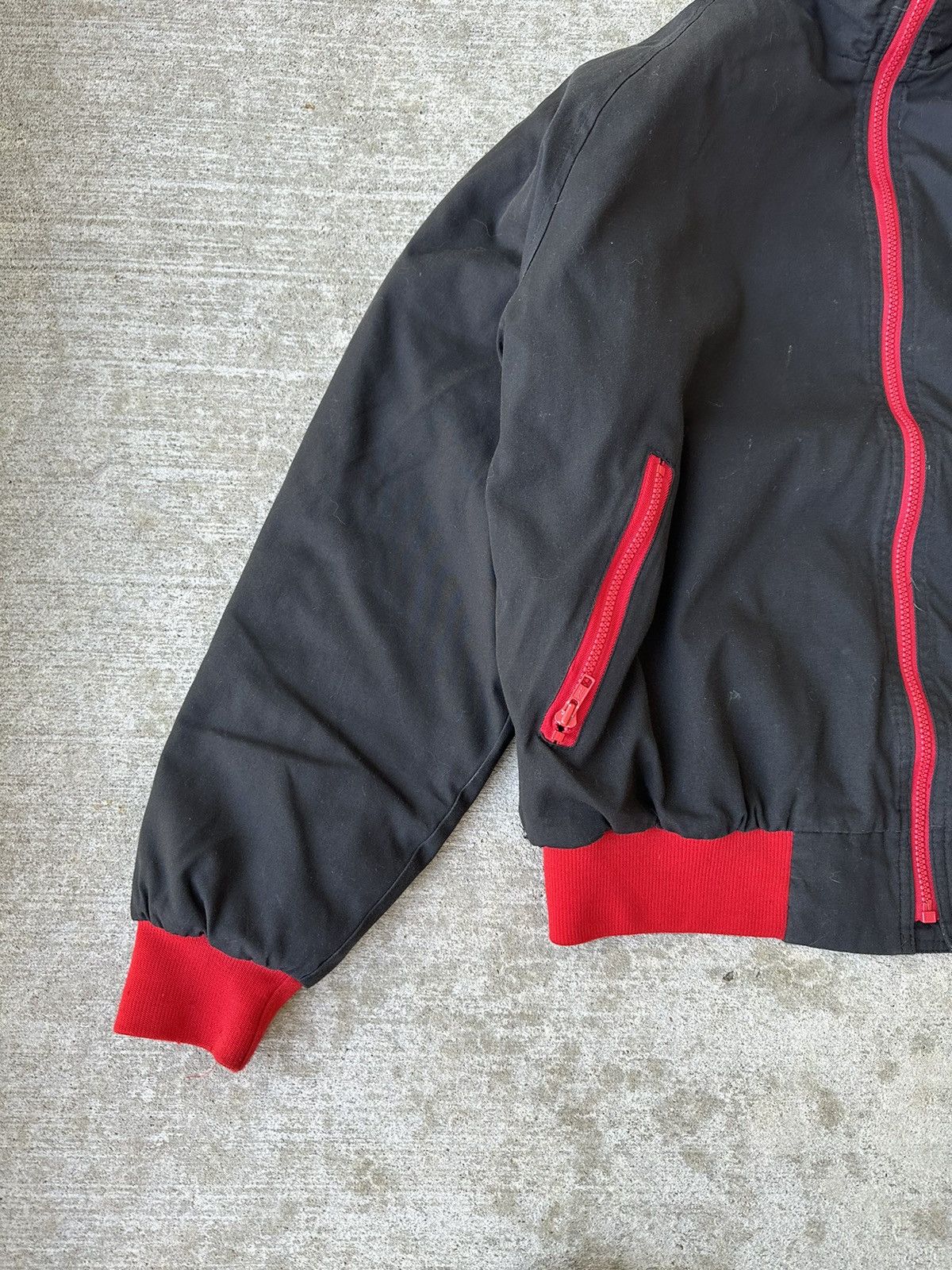 Vintage Vintage 80s Hilton “Bullseye” Pool/Darts Game Jacket Size US L / EU 52-54 / 3 - 5 Thumbnail