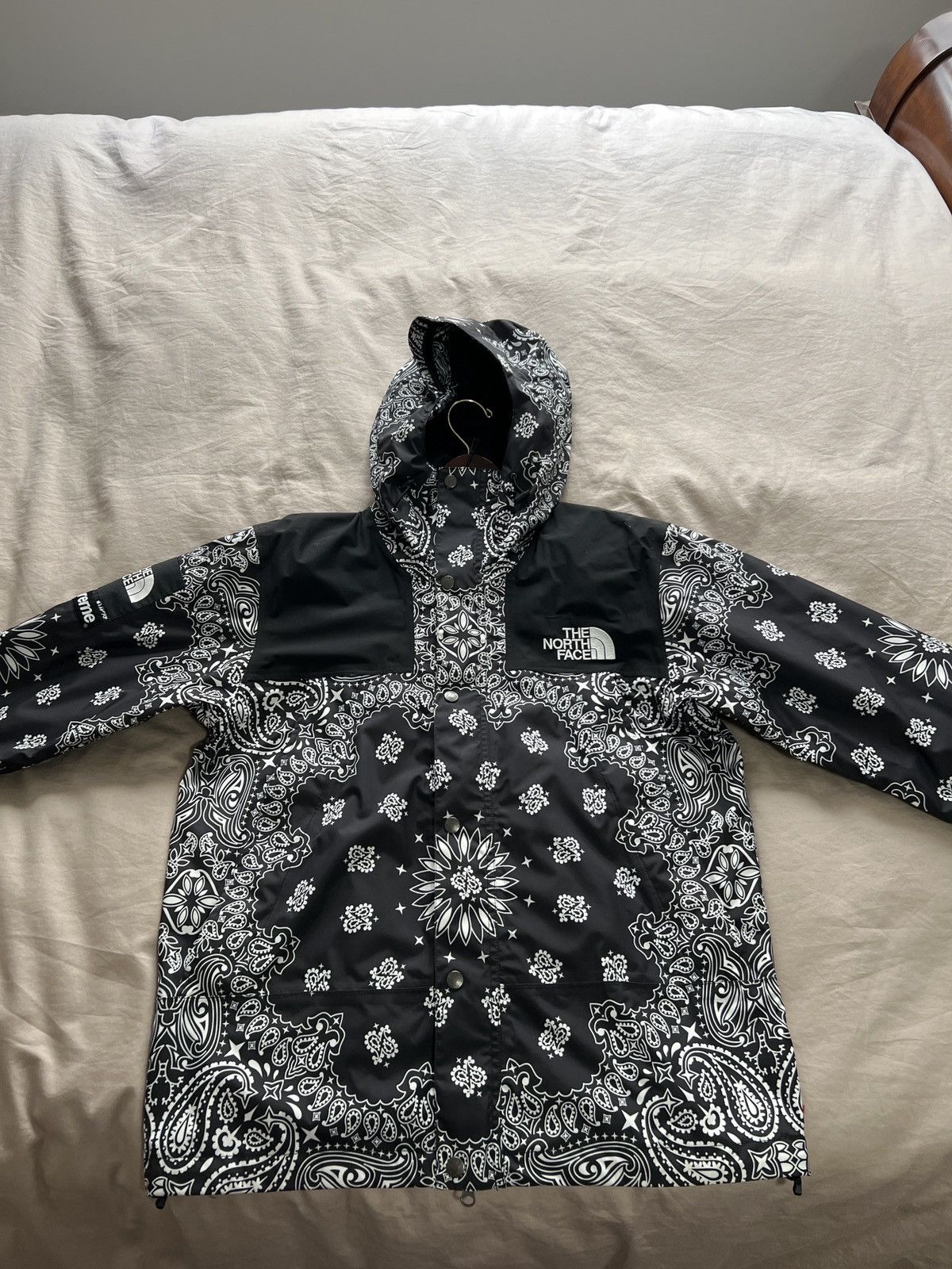 Supreme Supreme The North Face Bandana Mountain Jacket | Grailed