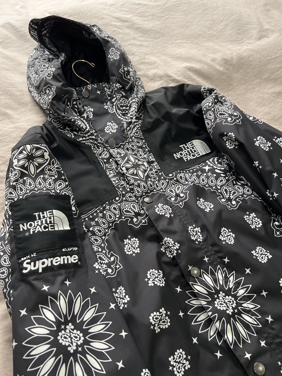 Supreme Supreme The North Face Bandana Mountain Jacket | Grailed