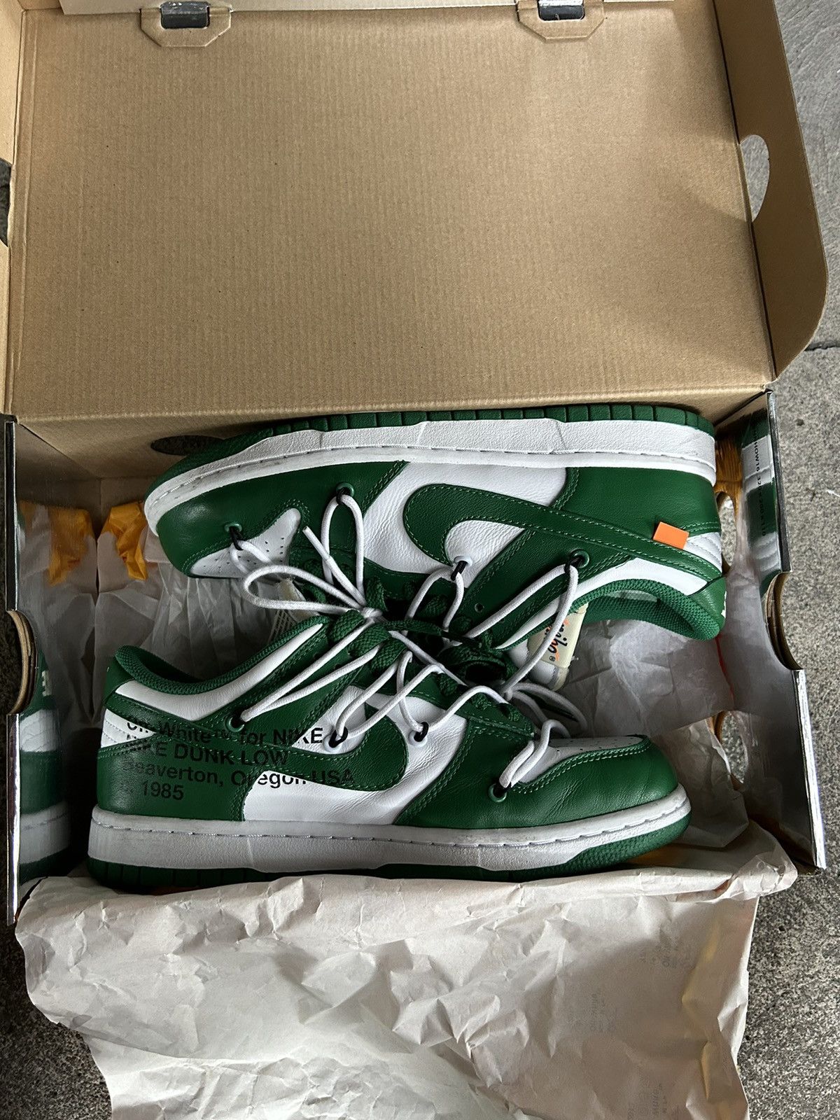 Nike × Off-White Off-White Dunk Lows Pine Green Size US 7 / EU 40 - 2 Thumbnail