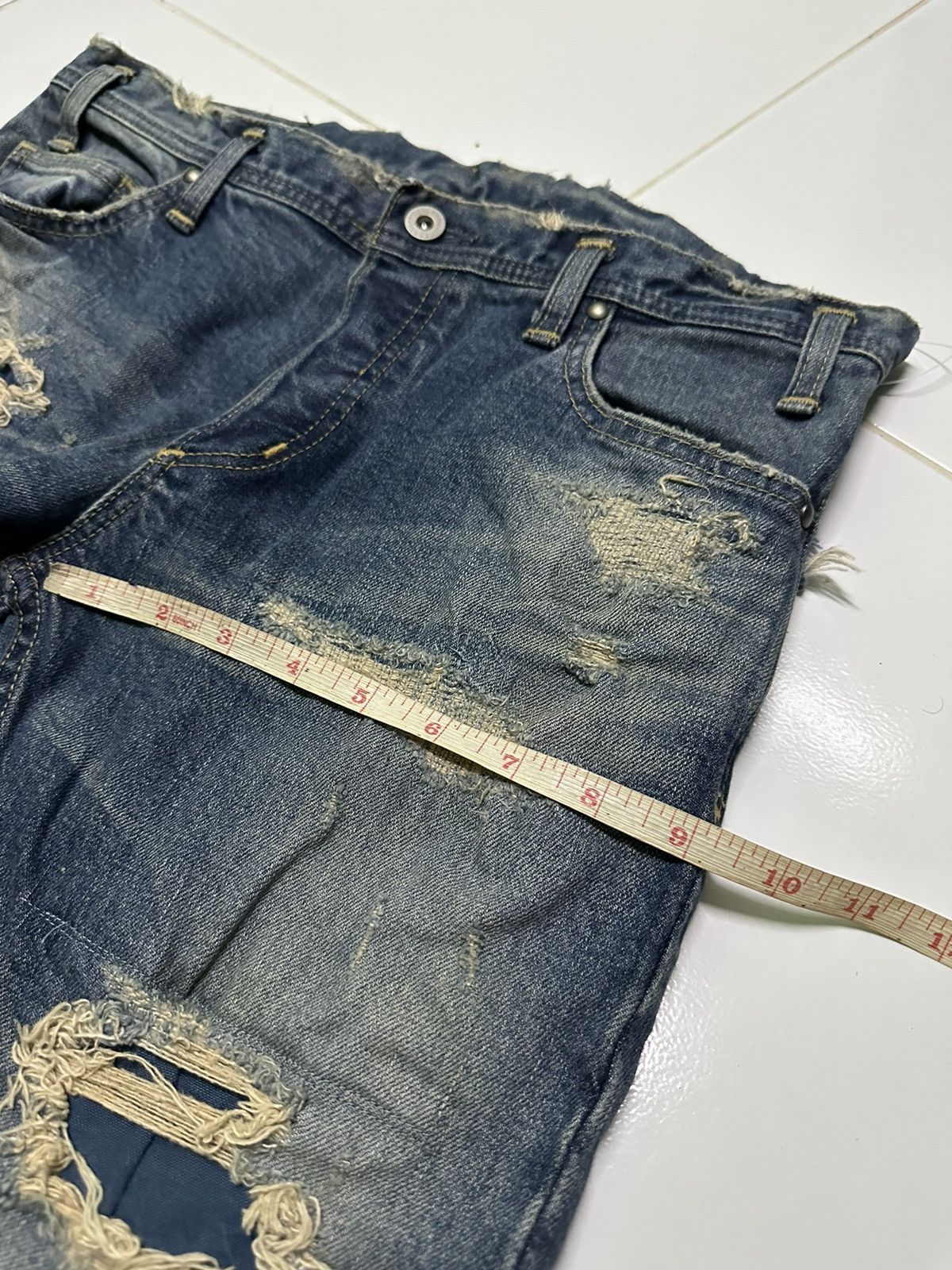 Designer 5351 pour les homme distressed style denim jeans Size US 31 - 12 Thumbnail