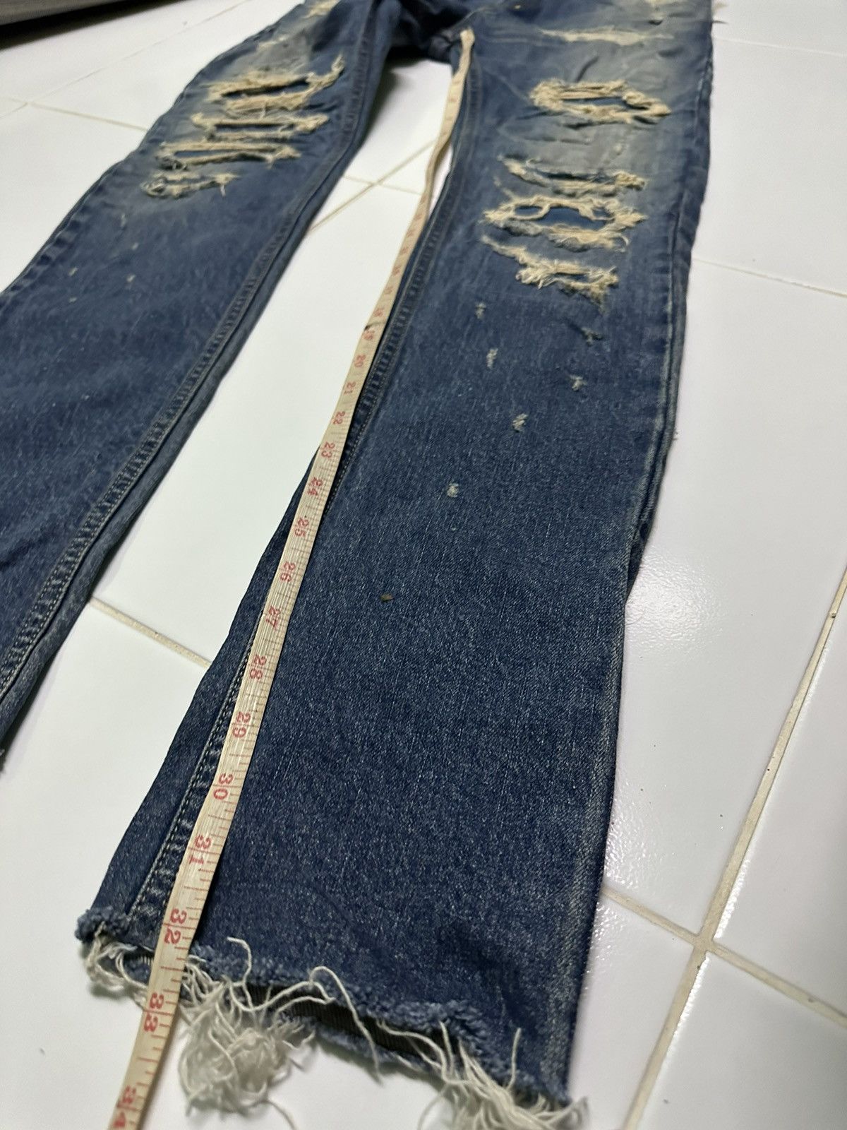 Designer 5351 pour les homme distressed style denim jeans Size US 31 - 9 Thumbnail